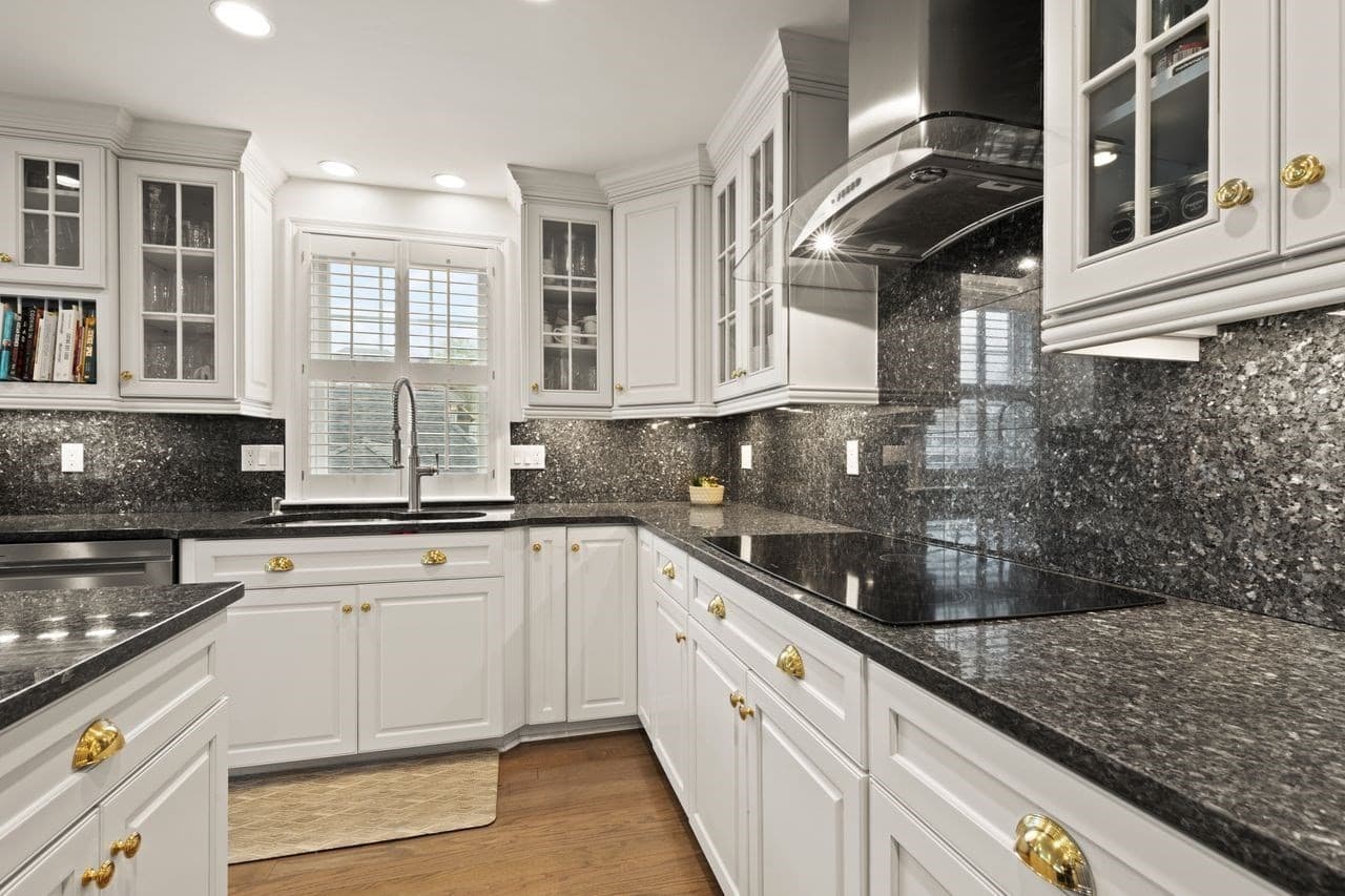 Condominium at 27C Maple St # C, Canton MA 02021, photo 16 of 38