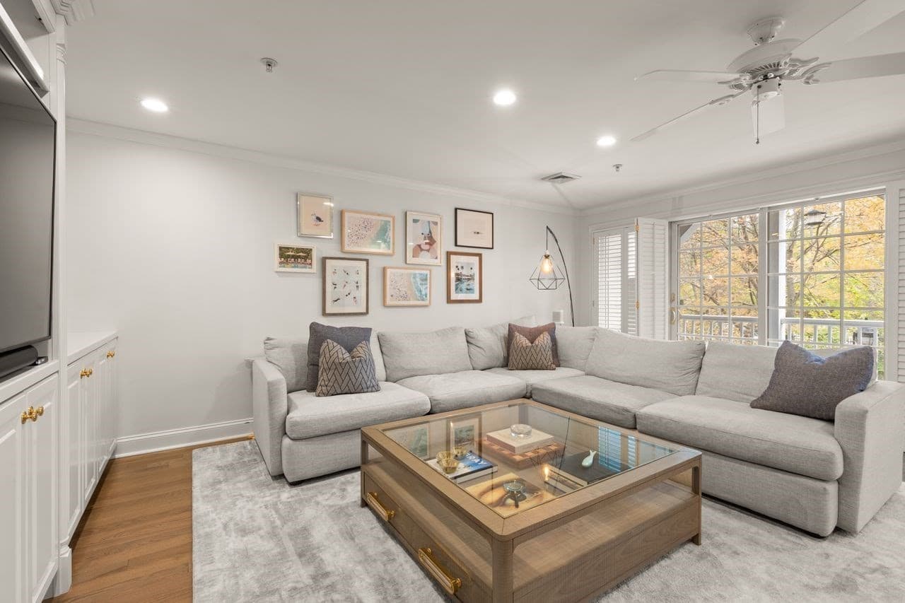 Condominium at 27C Maple St # C, Canton MA 02021, photo 9 of 38