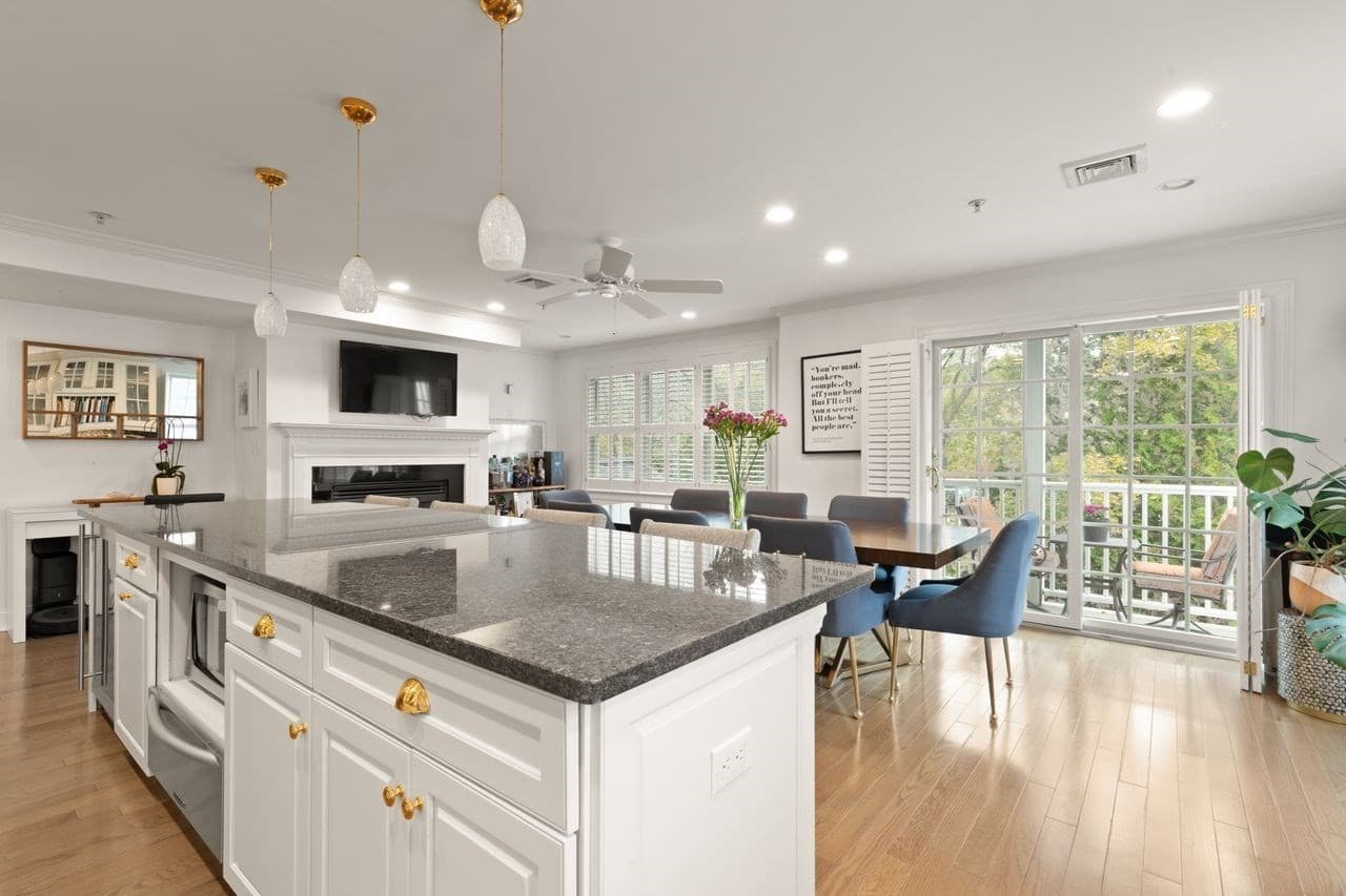 Condominium at 27C Maple St # C, Canton MA 02021, photo 15 of 38