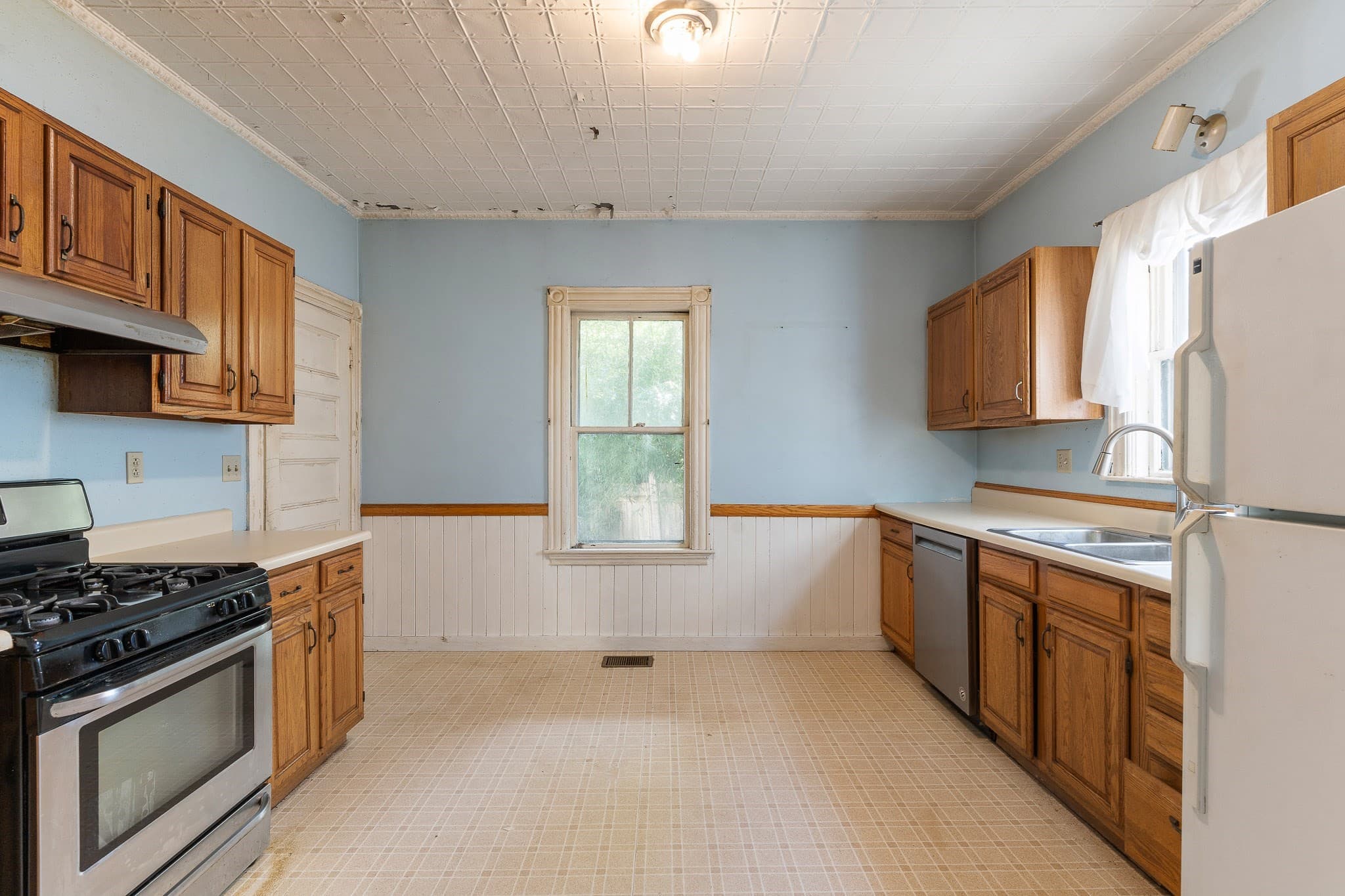 2 Family - 2 Units Up/Down at 386-388 Huron, Cambridge MA 02138, photo 26 of 36