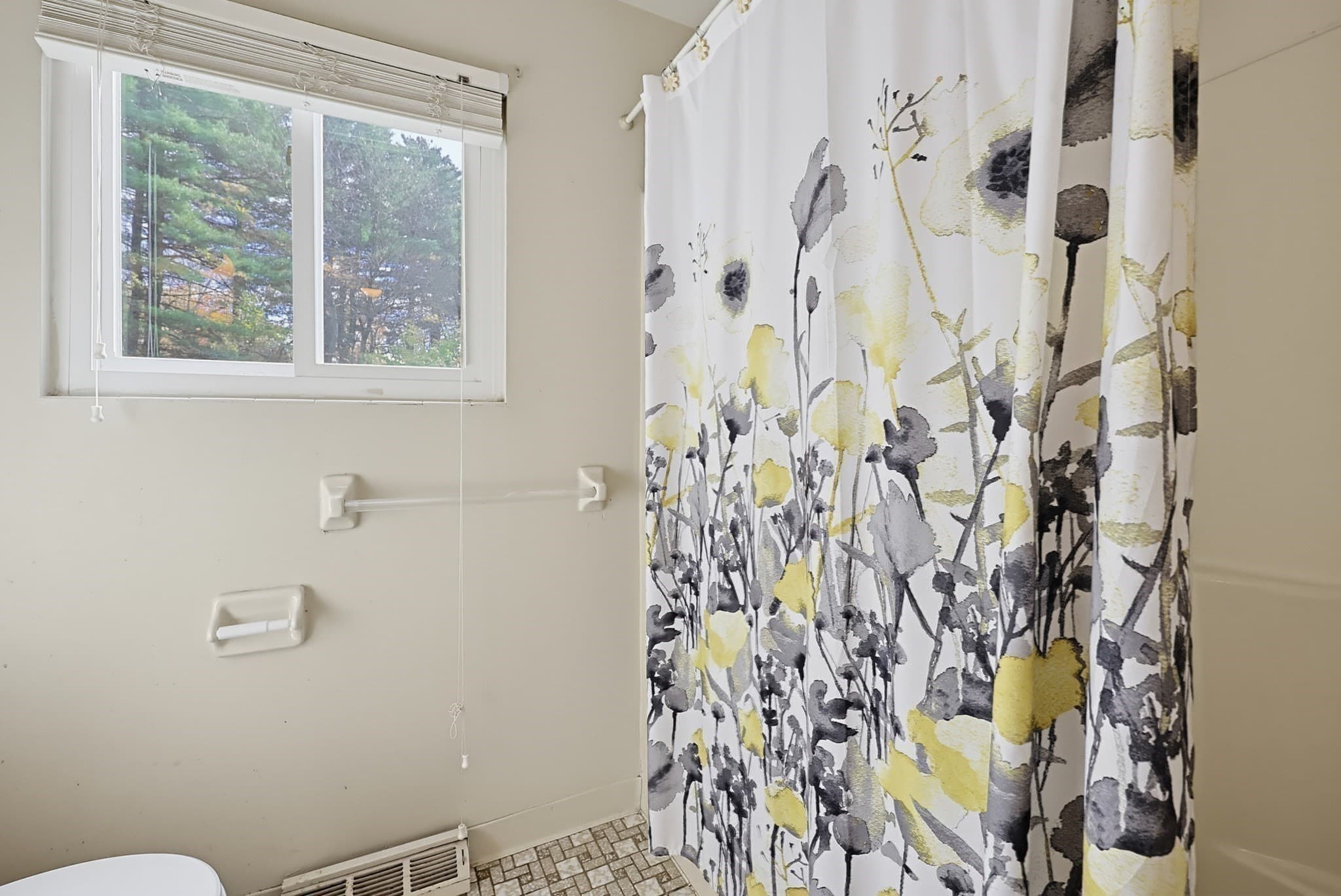 Single Family Residence at 741 Winter St., Holliston MA 01746, photo 14 of 38
