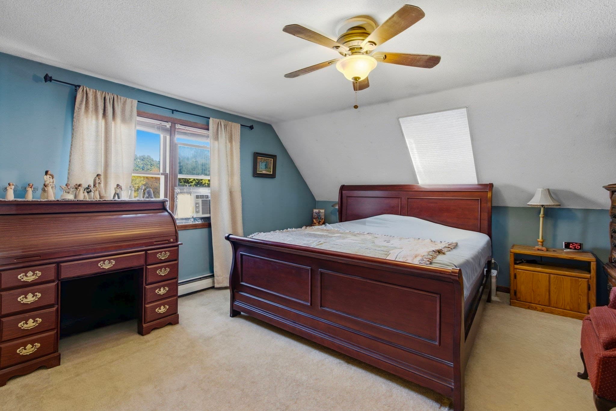 Single Family Residence at 3 Matthew Drive, Easthampton MA 01027, photo 17 of 32