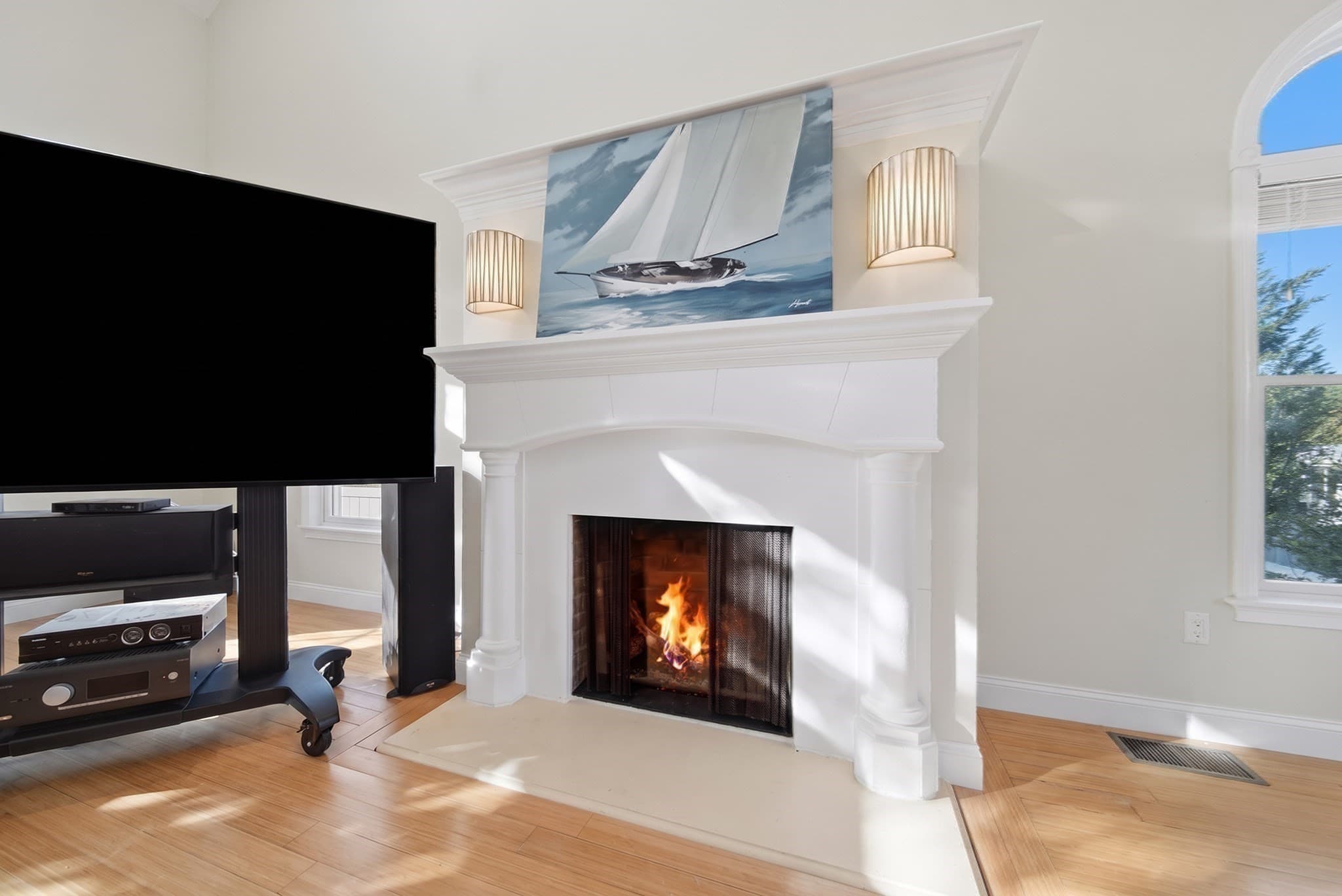 Single Family Residence at 245 Judge Rd, Lynn MA 01904, photo 8 of 42