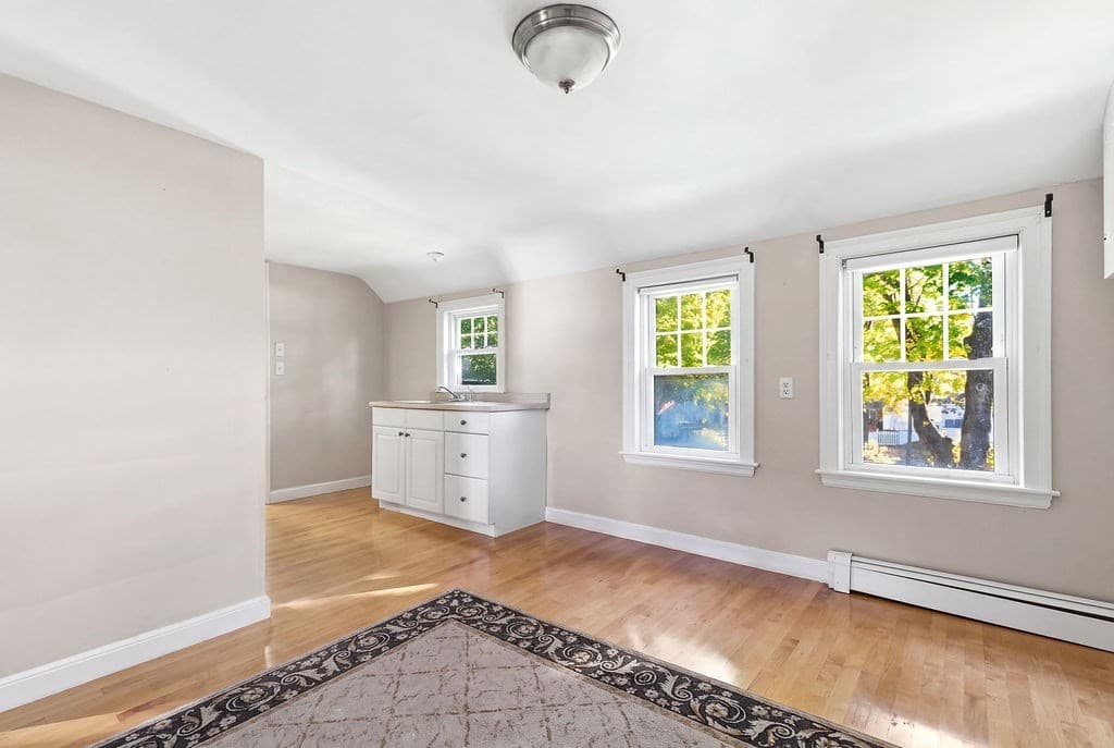 Single Family Residence at 929 S Franklin St., Holbrook MA 02343, photo 13 of 20