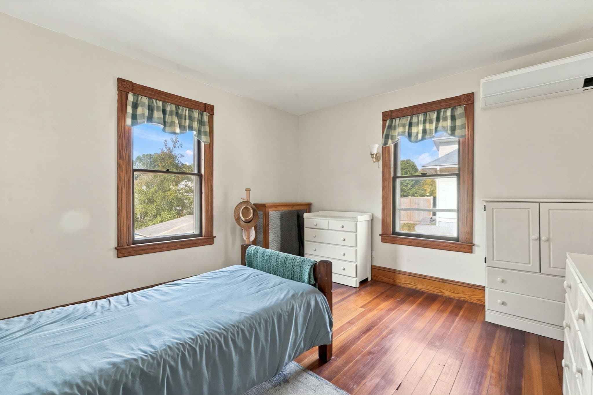 Single Family Residence at 116 S Park Ave., Longmeadow MA 01106, photo 23 of 32