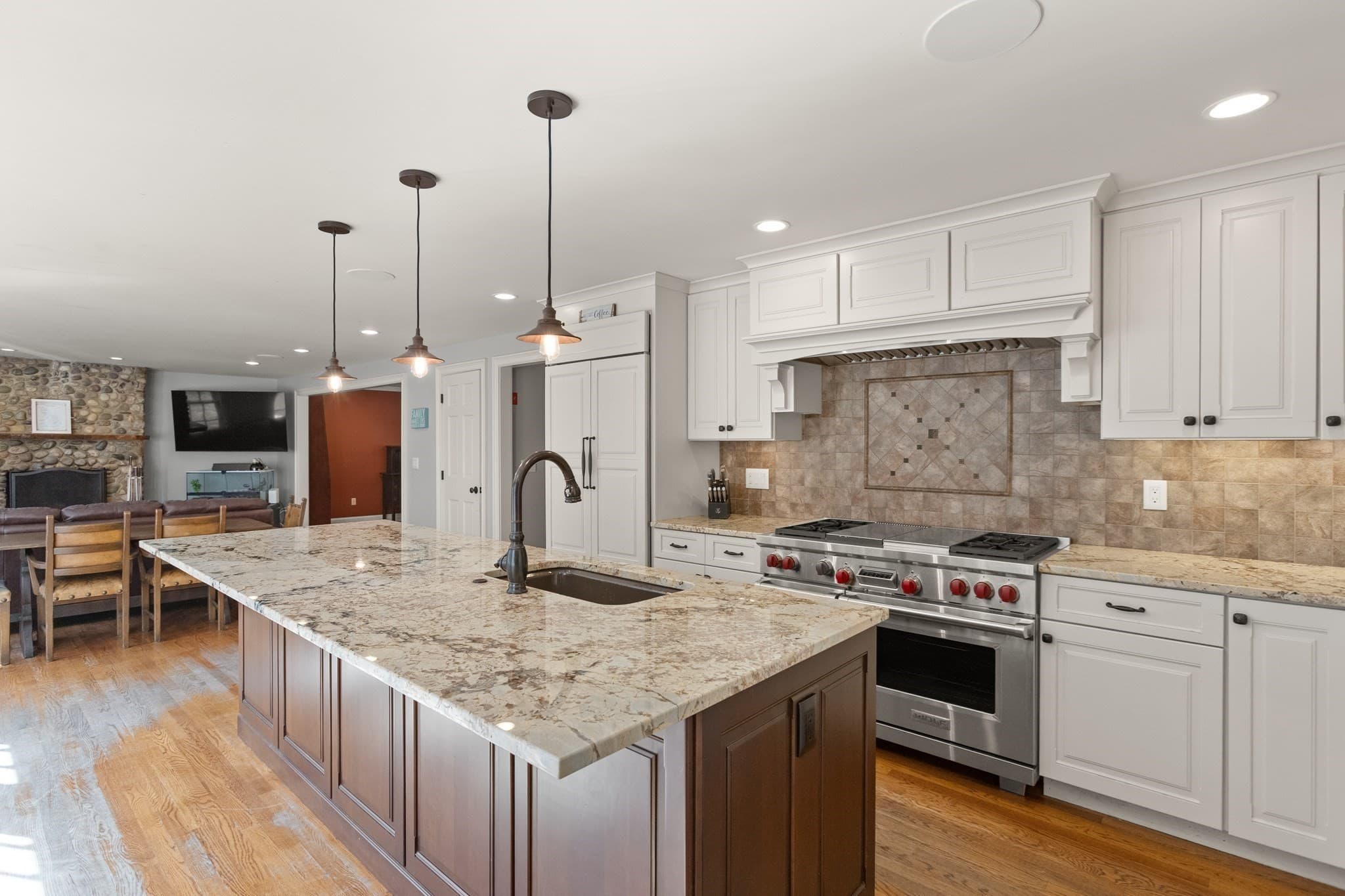 Single Family Residence at 11 Pearl, Boxford MA 01921, photo 4 of 36