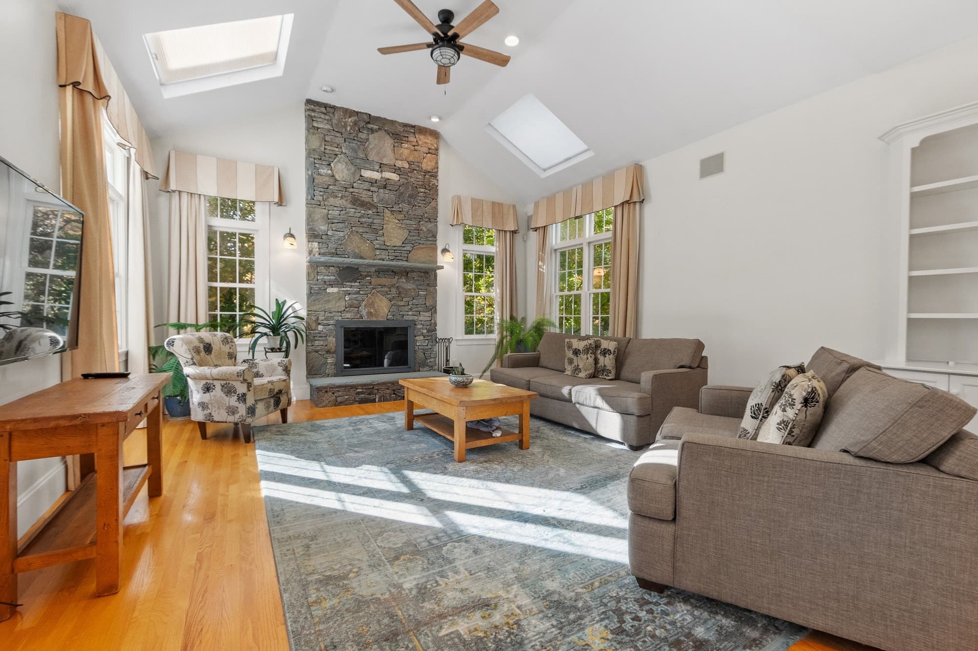 Single Family Residence at 59 Madigan Ln, Harvard MA 01451, photo 13 of 35