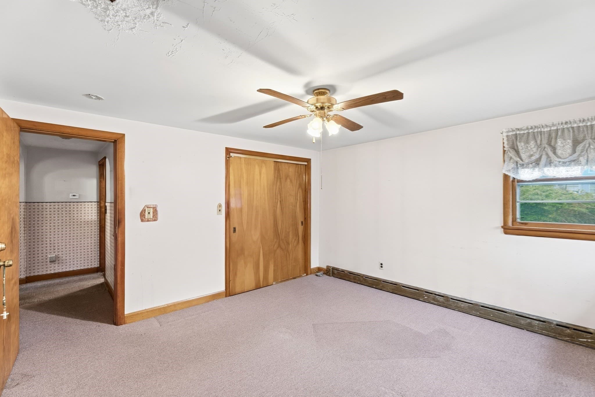 Single Family Residence at 14 Coolidge St, Everett MA 02149, photo 20 of 40