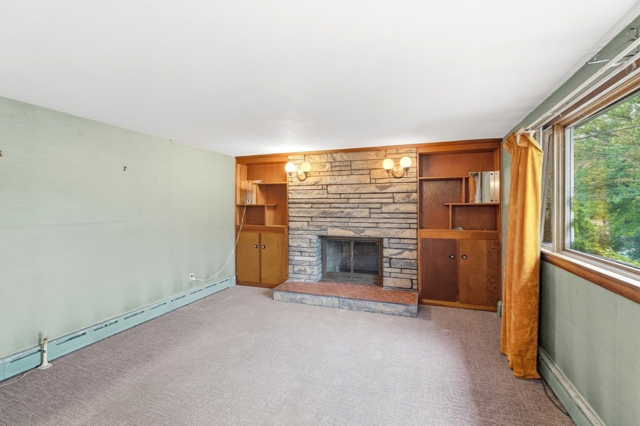 Single Family Residence at 14 Coolidge St, Everett MA 02149, photo 15 of 40