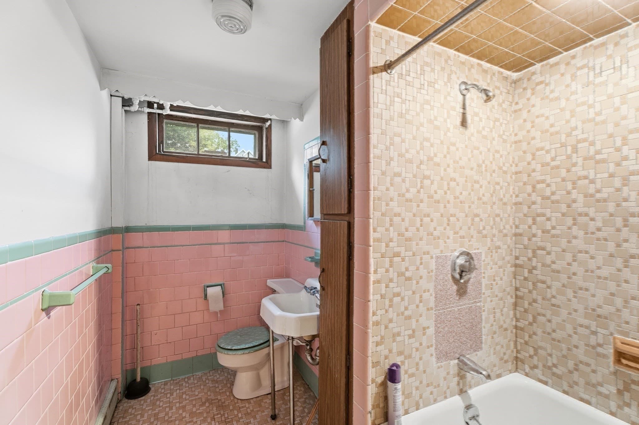 Single Family Residence at 14 Coolidge St, Everett MA 02149, photo 31 of 40