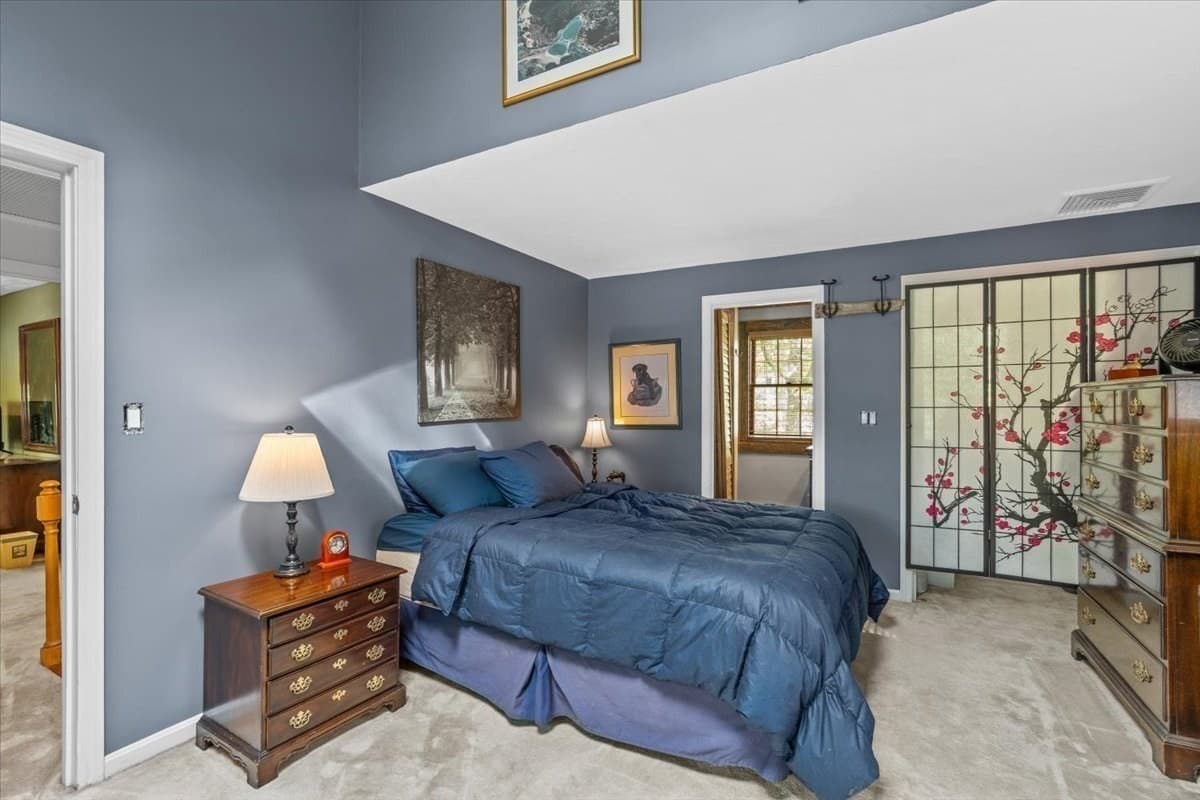 Single Family Residence at 210 Hobart St, Hingham MA 02043, photo 14 of 38