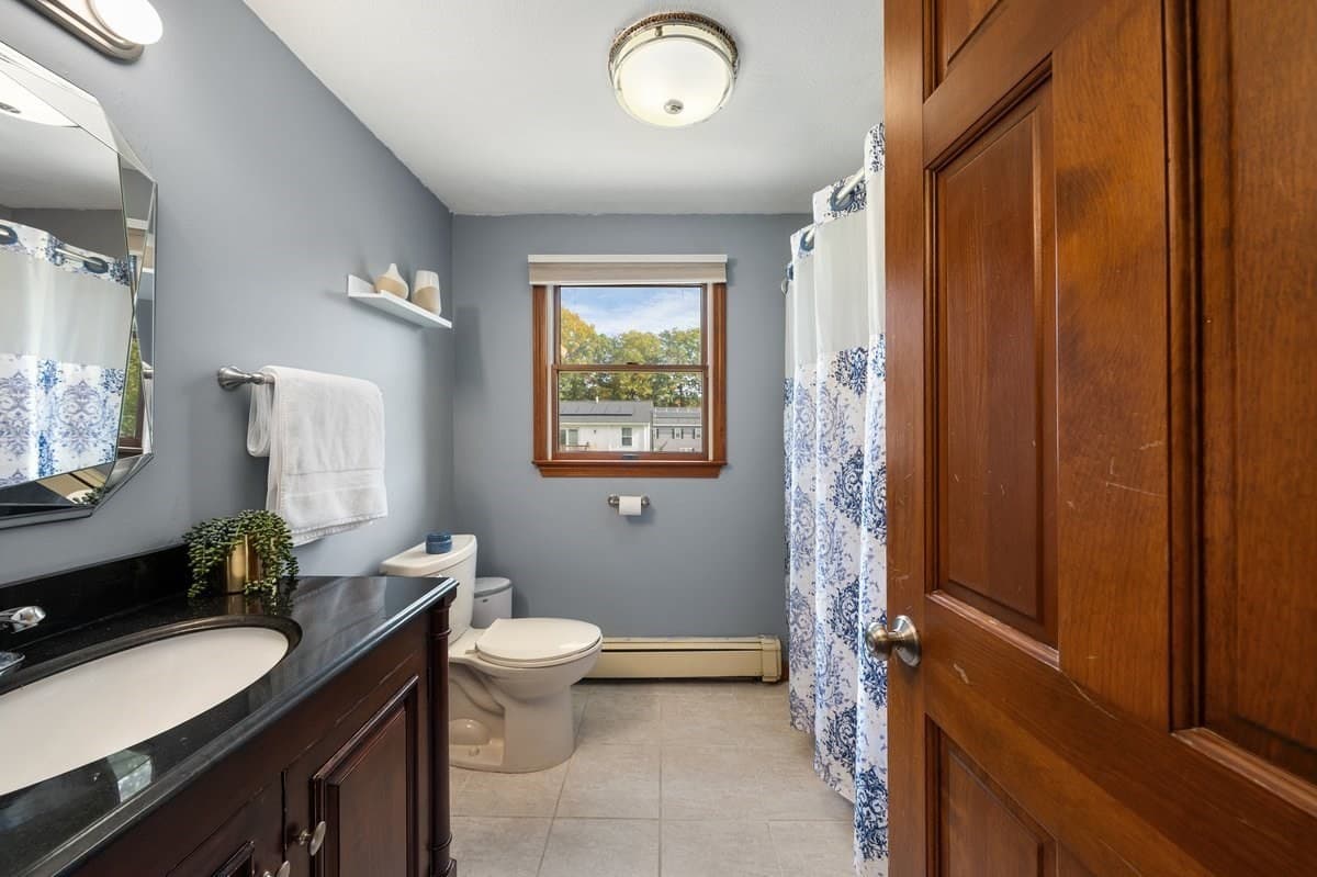 Single Family Residence at 20 Jeffrey Rd, Billerica MA 01821, photo 15 of 18