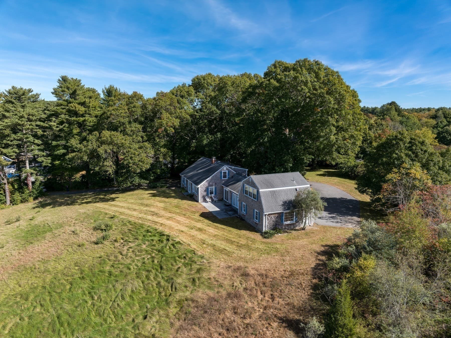 Single Family Residence at 28 Lake St, Acushnet MA 02743, photo 8 of 41