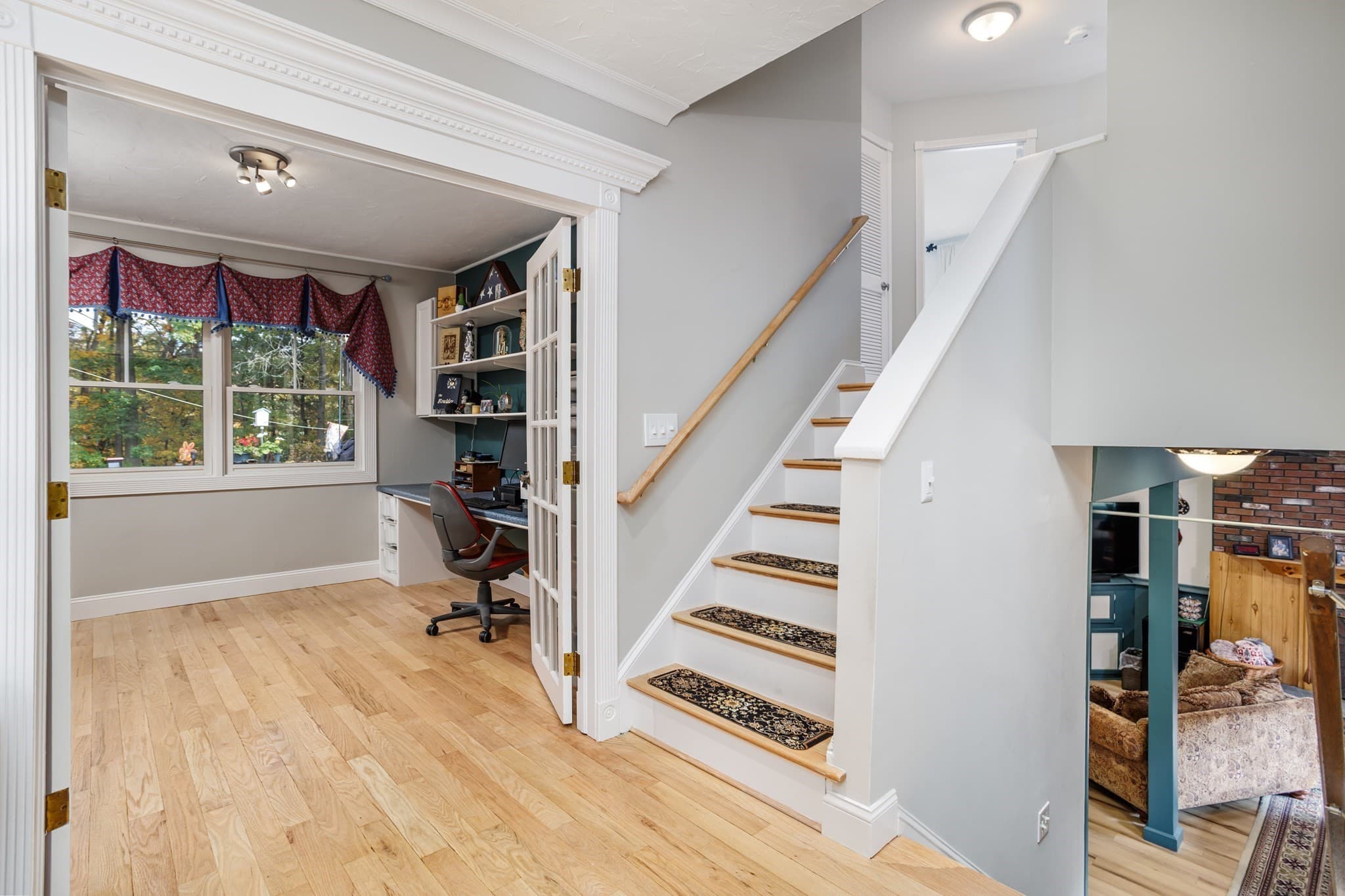 Single Family Residence at 41 Bainbridge Street, Leominster MA 01453, photo 7 of 42