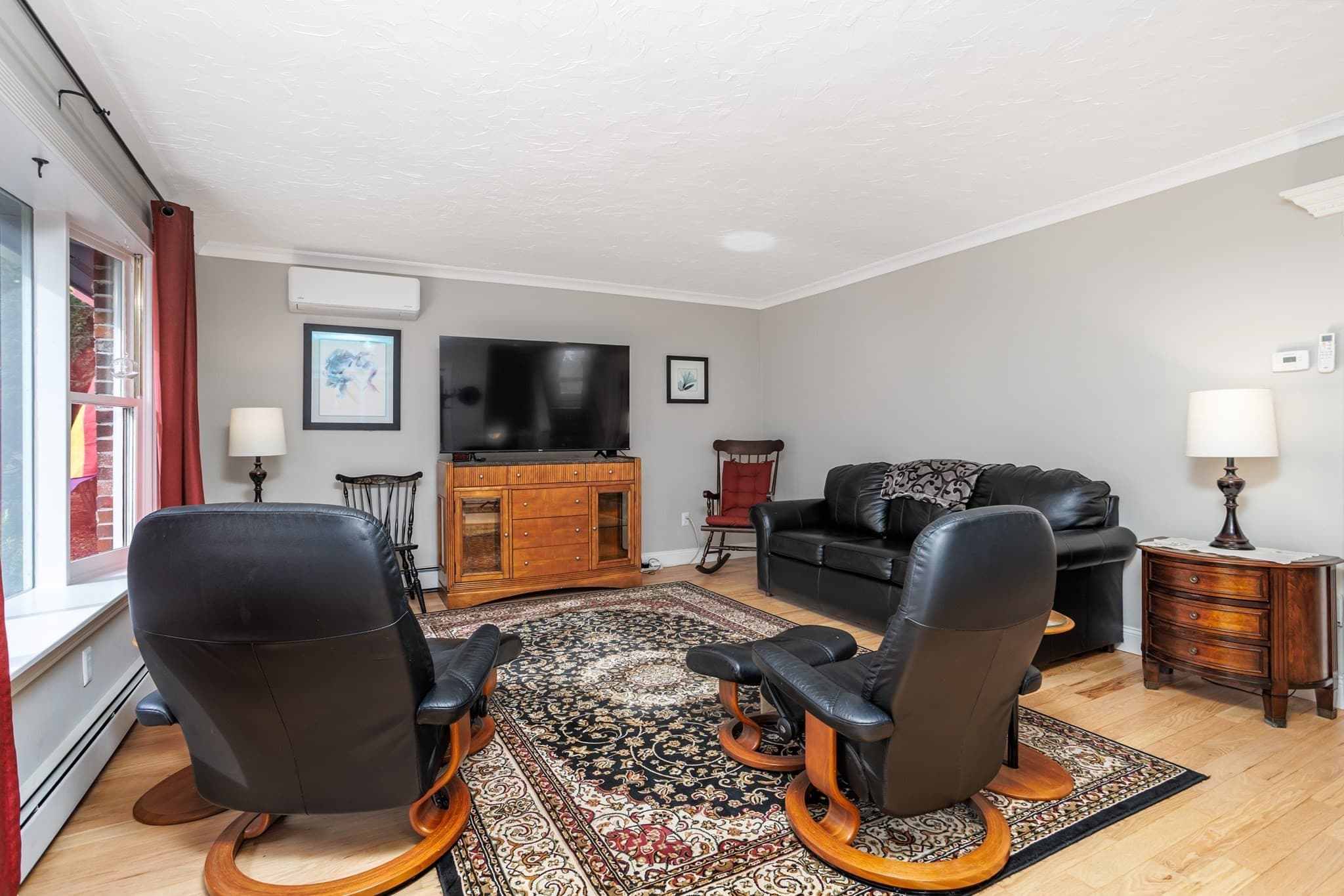 Single Family Residence at 41 Bainbridge Street, Leominster MA 01453, photo 5 of 42