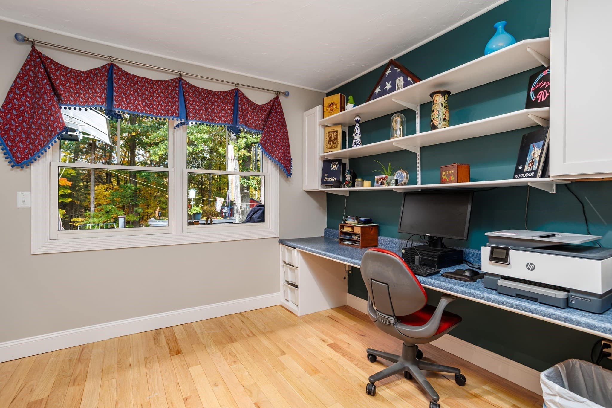 Single Family Residence at 41 Bainbridge Street, Leominster MA 01453, photo 9 of 42