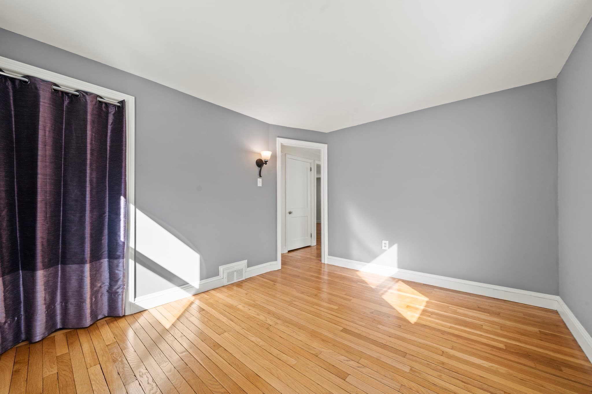 Single Family Residence at 74 Bowdoin Ave, Waltham MA 02451, photo 16 of 36