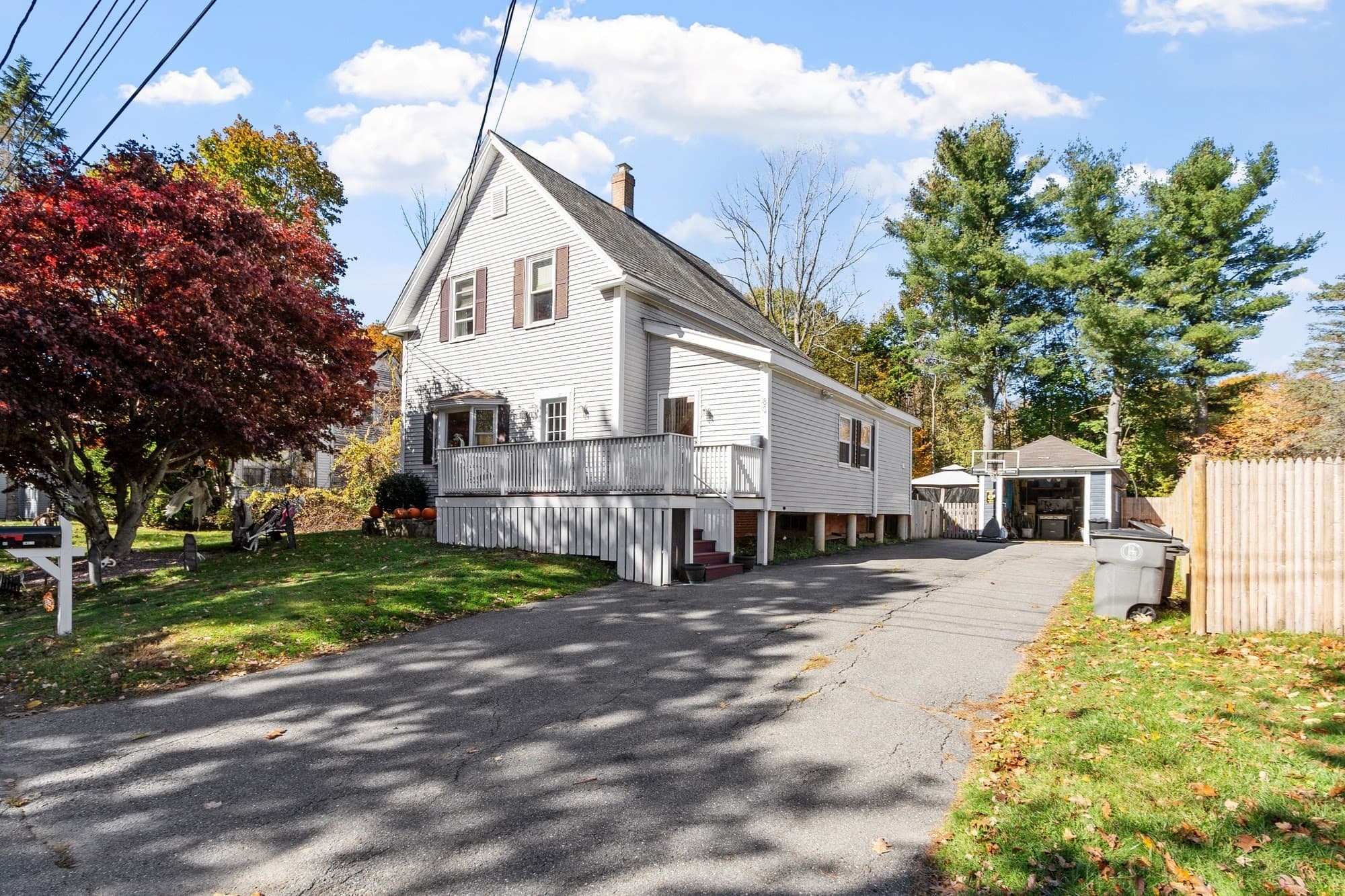 Single Family Residence at 80 Lennon St, Gardner MA 01440, photo 3 of 41