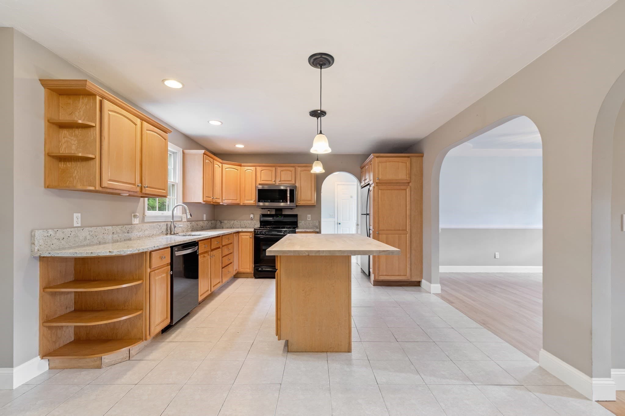 Single Family Residence at 46 Tara Ter, Bourne MA 02532, photo 9 of 42