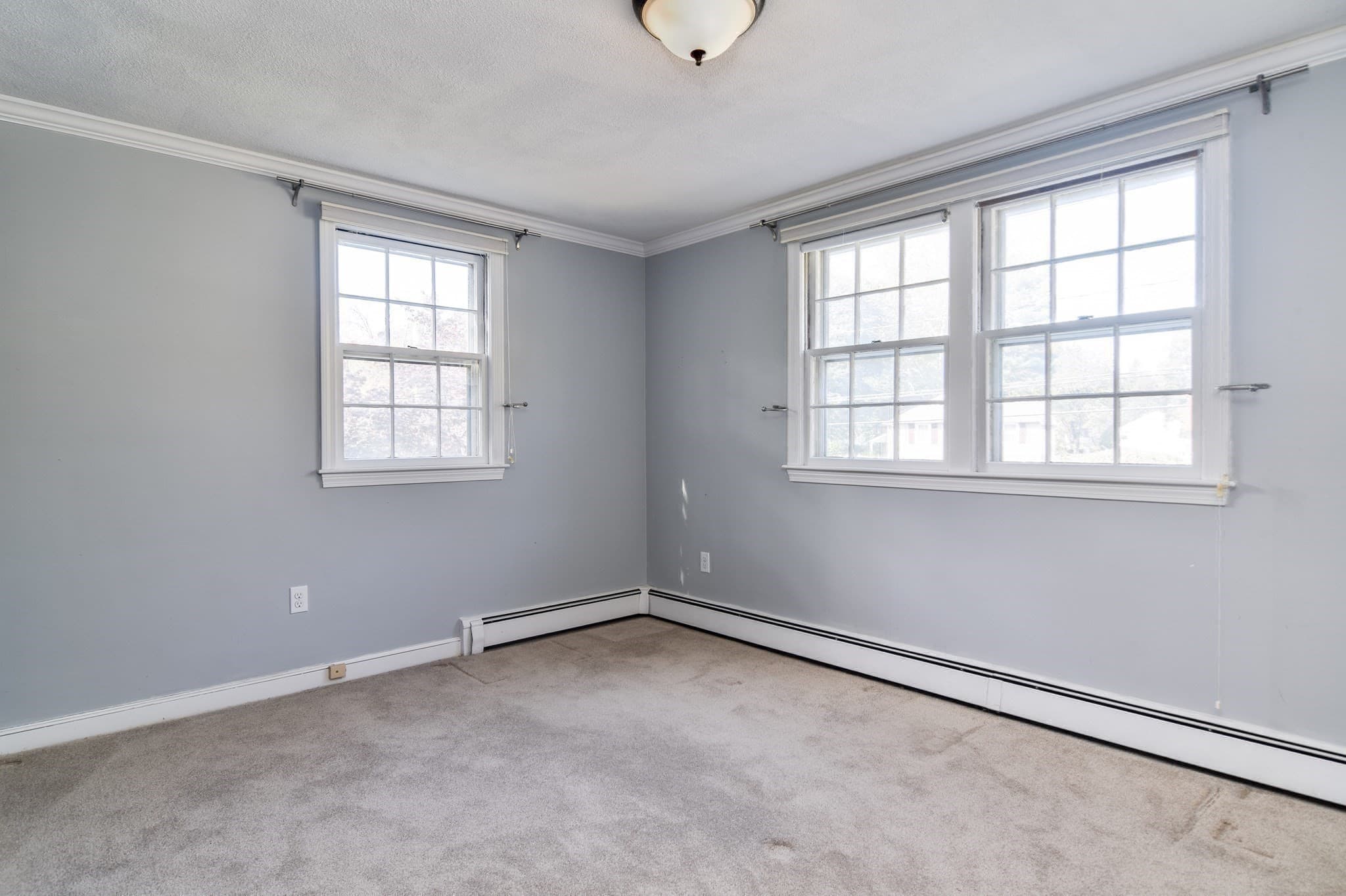 Single Family Residence at 35 Blackberry Lane, Framingham MA 01701, photo 24 of 41
