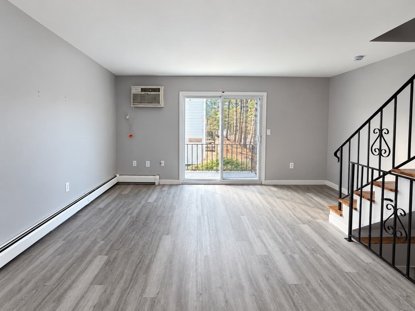 Condominium at 1271 Pawtucket Blvd # 11, Lowell MA 01854, photo 5 of 17