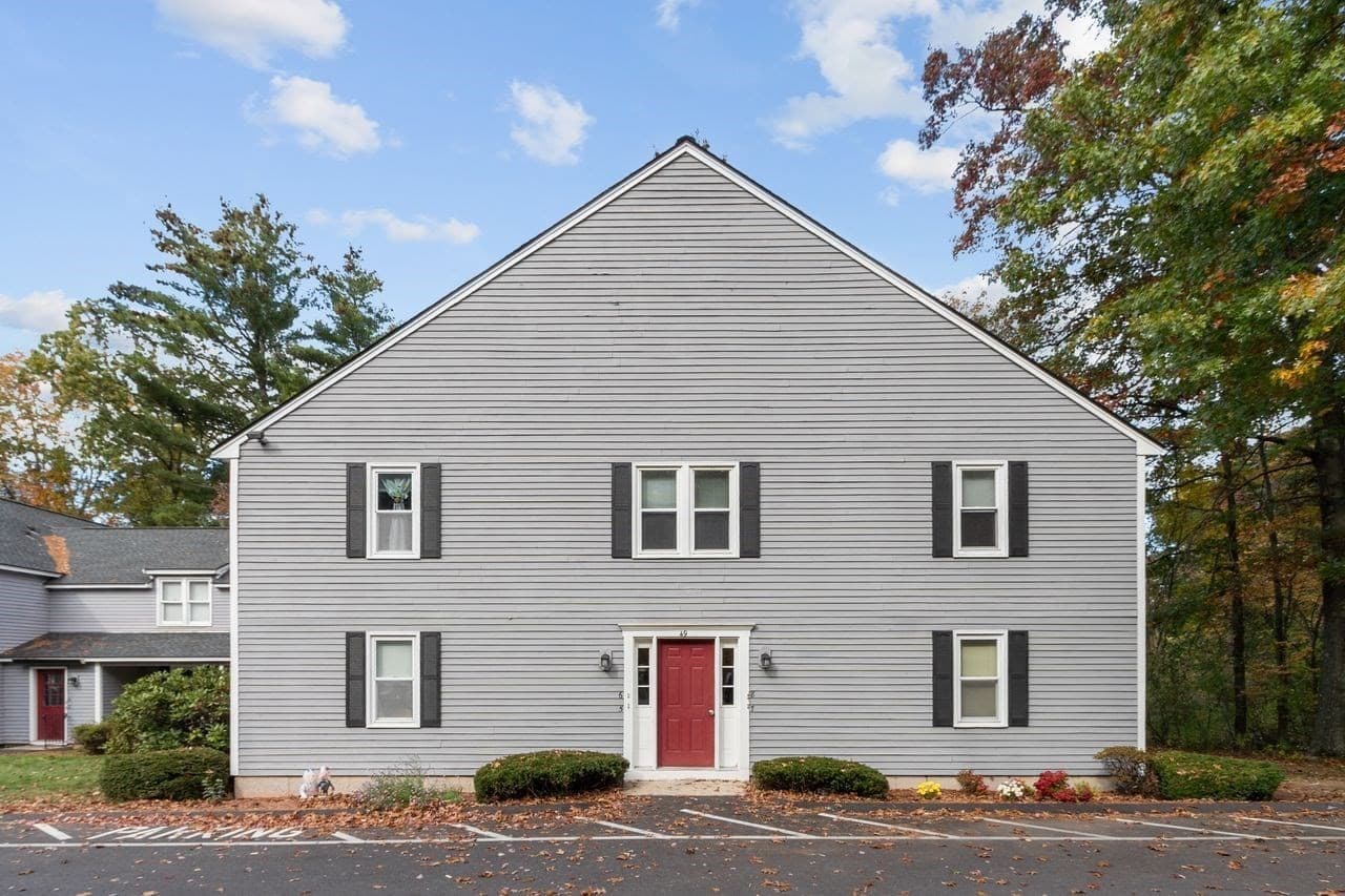 Condominium at 49 Lantern Ln # 8, Dracut MA 01826, photo 27 of 36