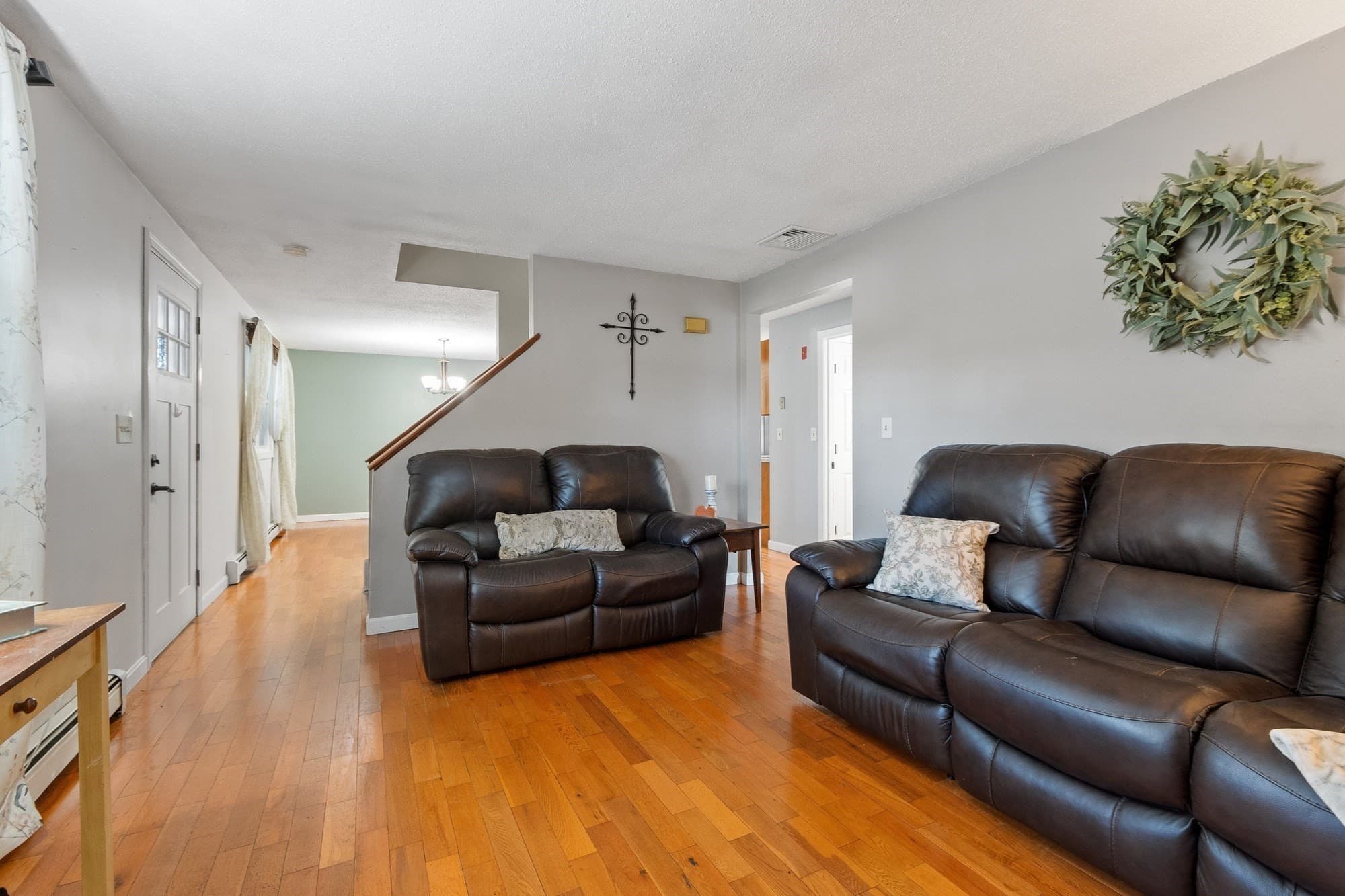 Single Family Residence at 128 Birchcroft Rd, Leominster MA 01453, photo 18 of 37