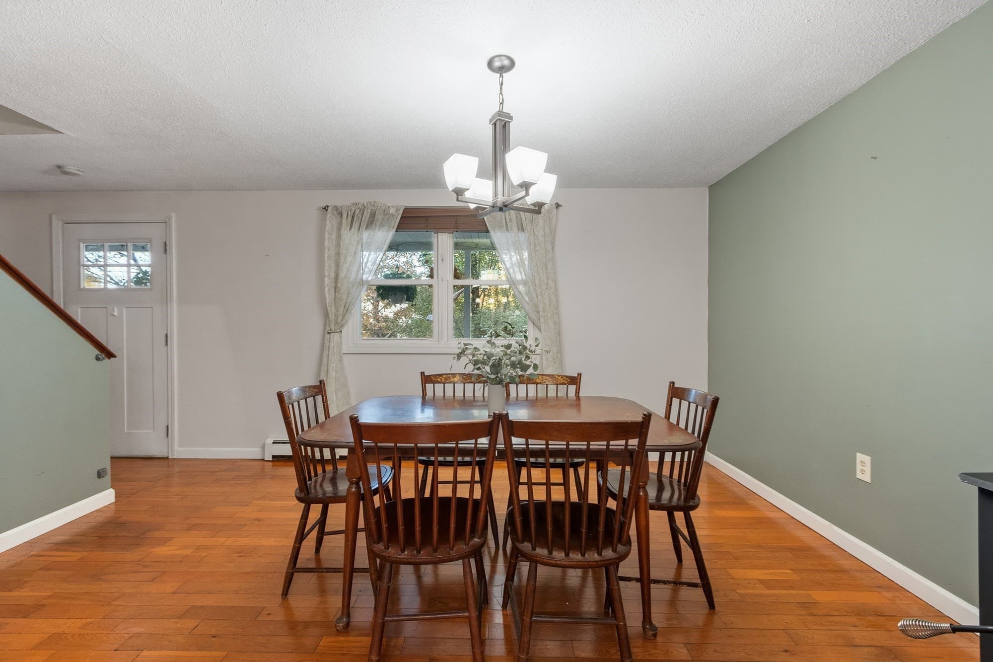 Single Family Residence at 128 Birchcroft Rd, Leominster MA 01453, photo 15 of 37