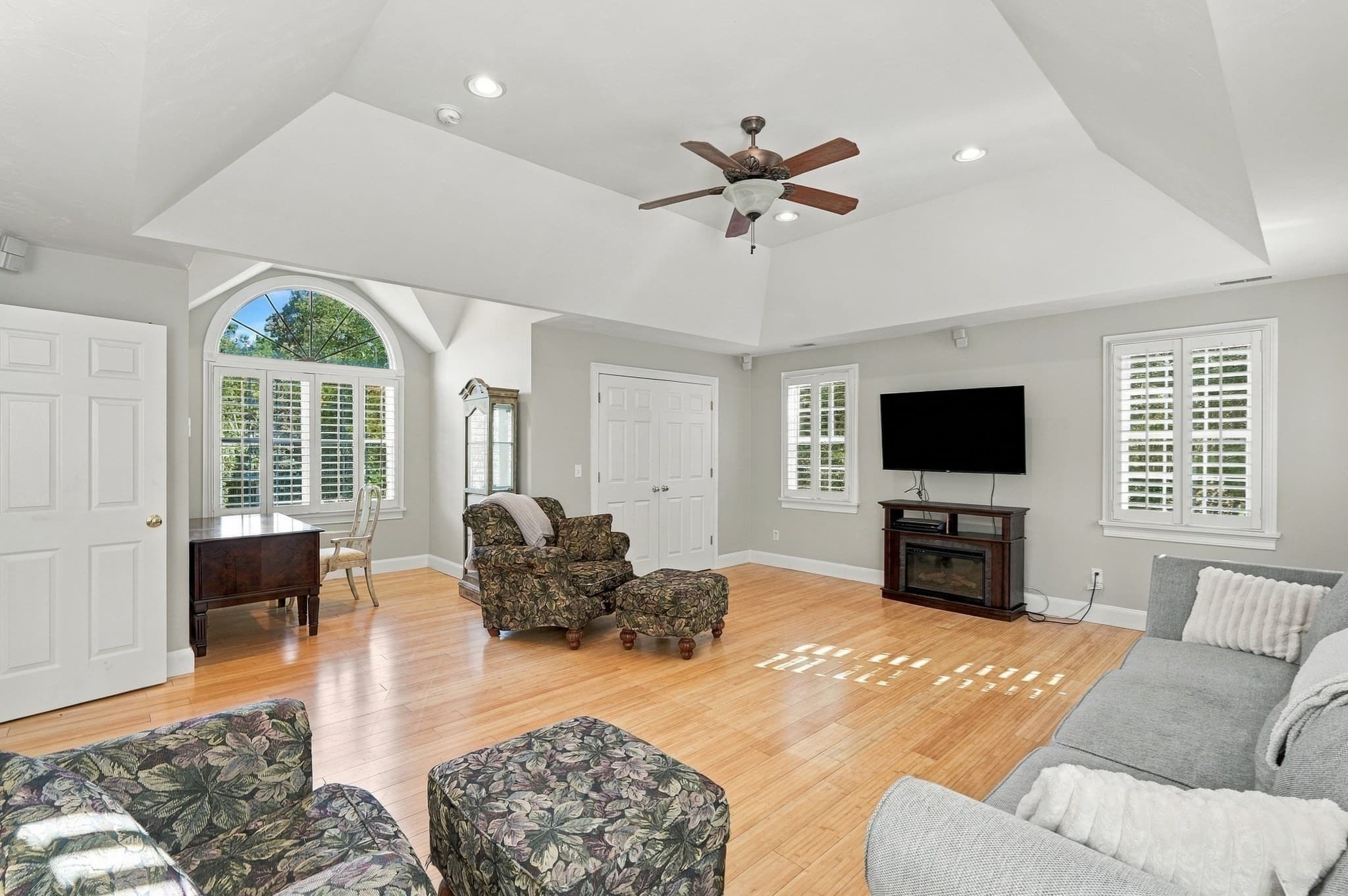Single Family Residence at 23 Brook St, Raynham MA 02767, photo 18 of 42