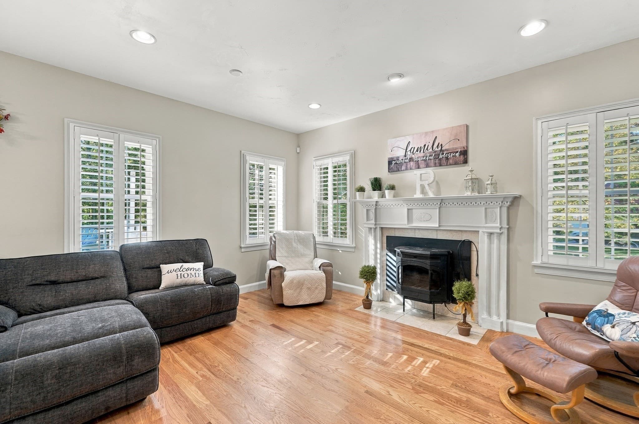 Single Family Residence at 23 Brook St, Raynham MA 02767, photo 11 of 42