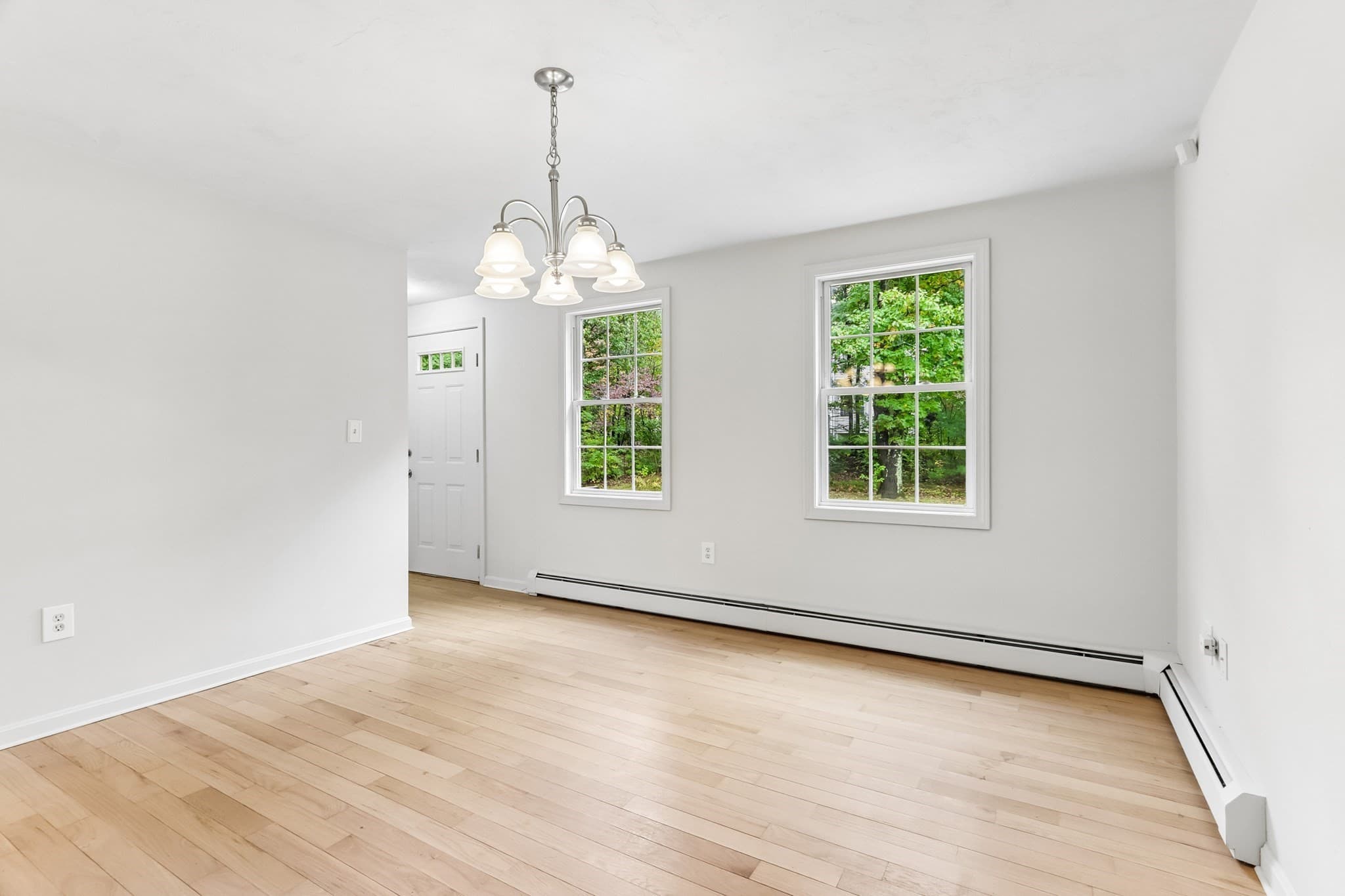 Single Family Residence at 34 Cork Cir, Millville MA 01529, photo 12 of 36