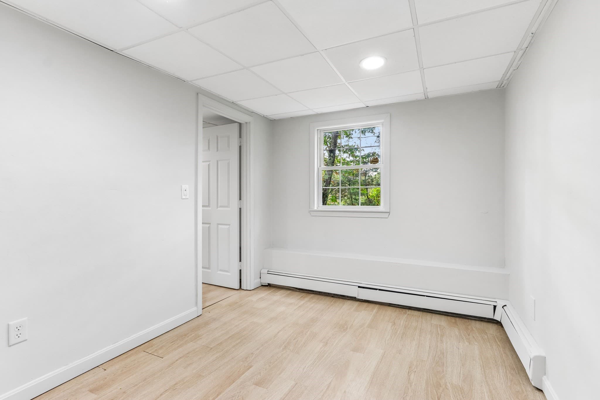 Single Family Residence at 34 Cork Cir, Millville MA 01529, photo 29 of 36