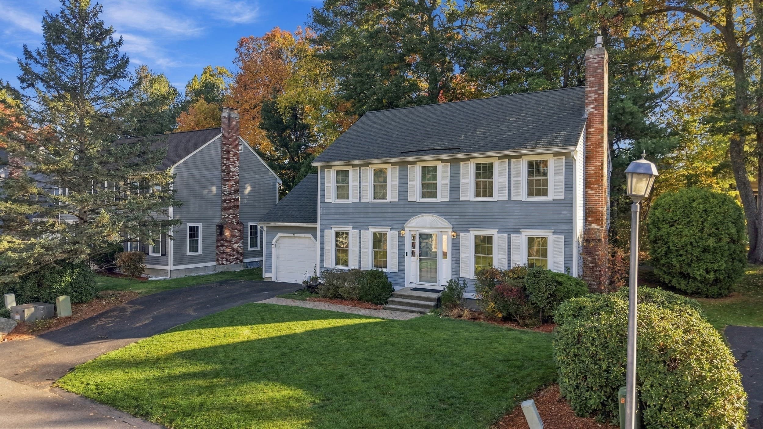 Single Family Residence at 88 Stonegate Rd # 88, Chelmsford MA 01824, photo 2 of 17