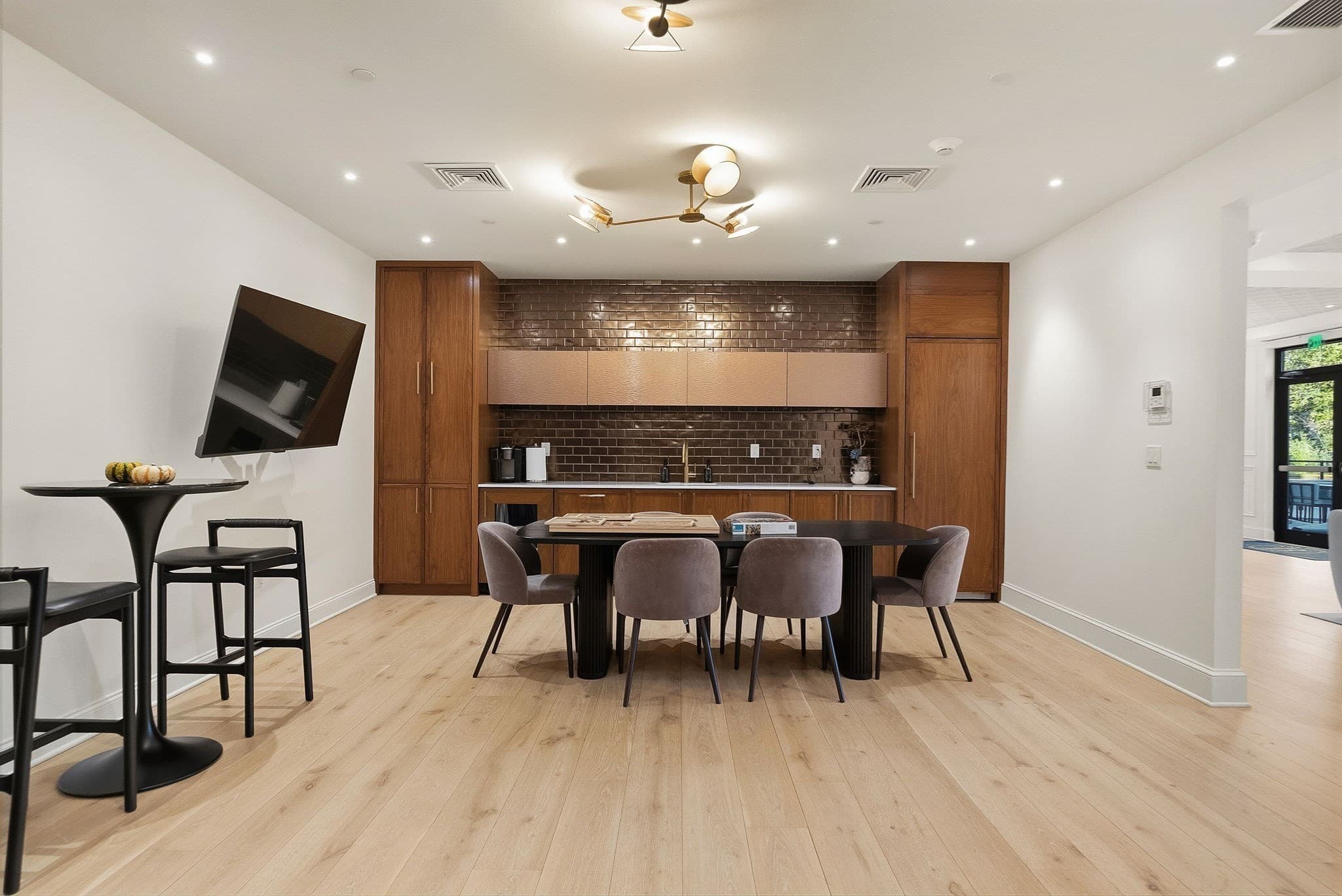 Condominium at 148 Weston Road # 206, Wellesley MA 02482, photo 32 of 37