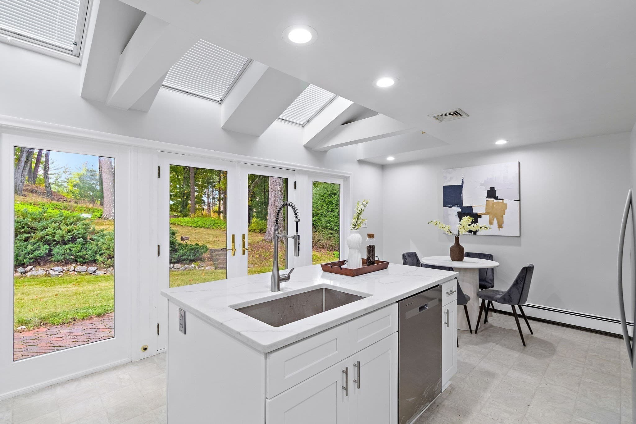 Single Family Residence at 25 Forest Ridge Road, Weston MA 02493, photo 9 of 40