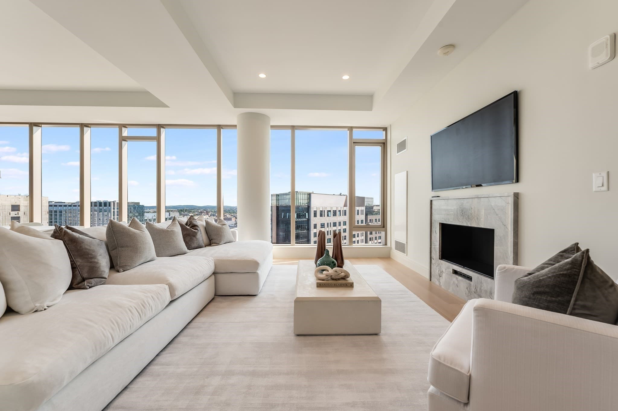 135 Seaport Blvd, Boston MA 02210