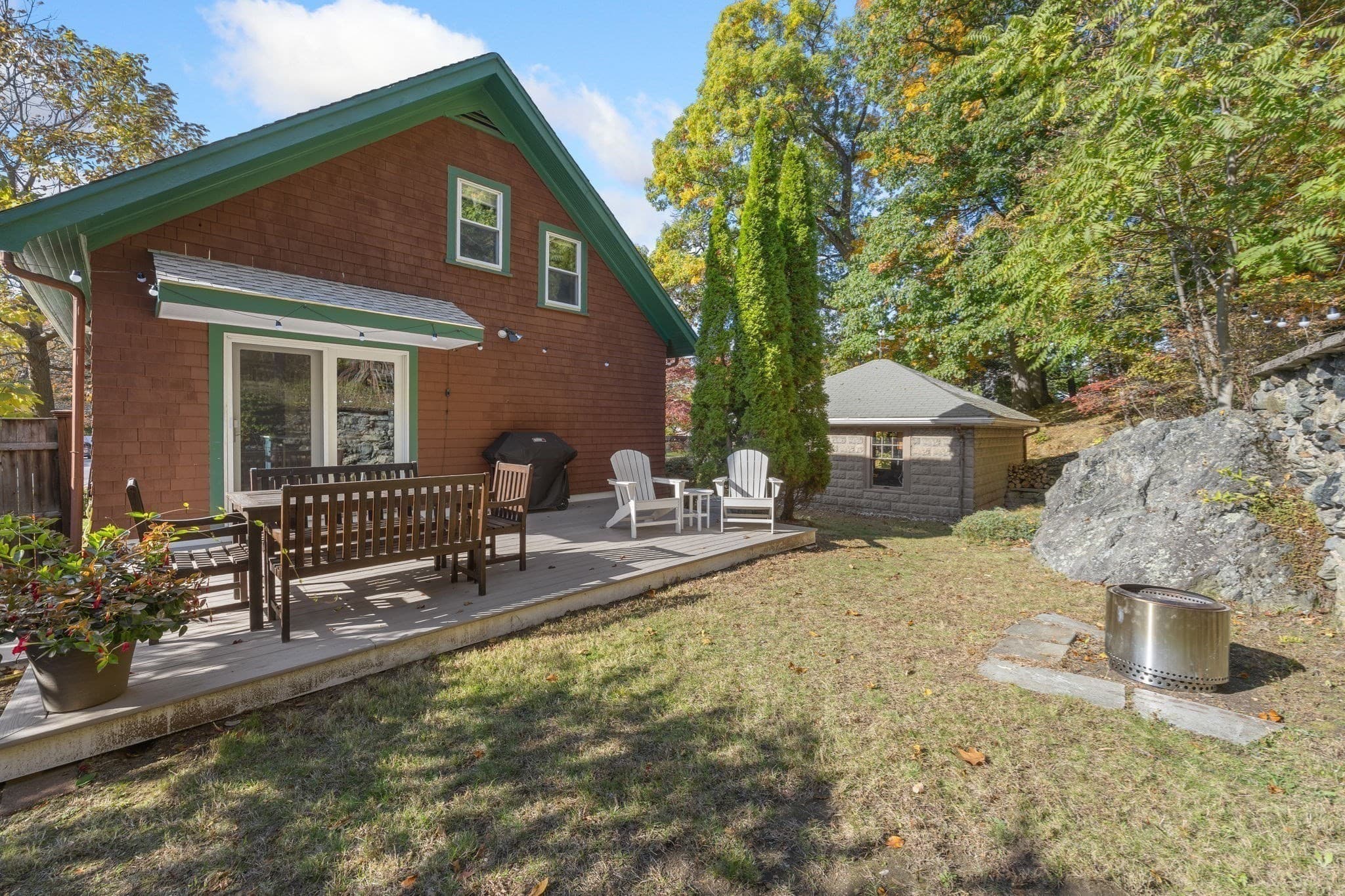 Single Family Residence at 15 Isabella St, Stoneham MA 02180, photo 13 of 35