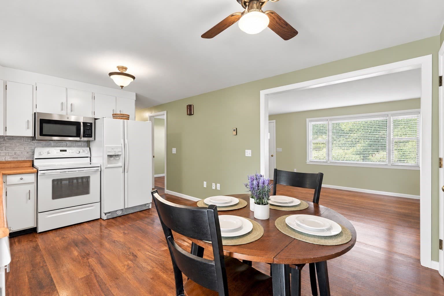 Single Family Residence at 86 Herrman Street, West Springfield MA 01089, photo 8 of 37