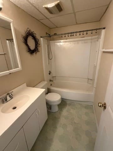 Apartment at 18 Gage Street # 2, Worcester MA 01605, photo 7 of 9