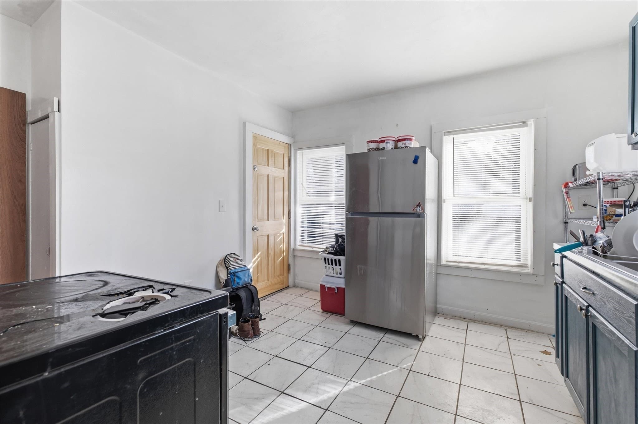 3 Family - 3 Units Up/Down at 66 Whitcomb Street, Webster MA 01507, photo 10 of 31