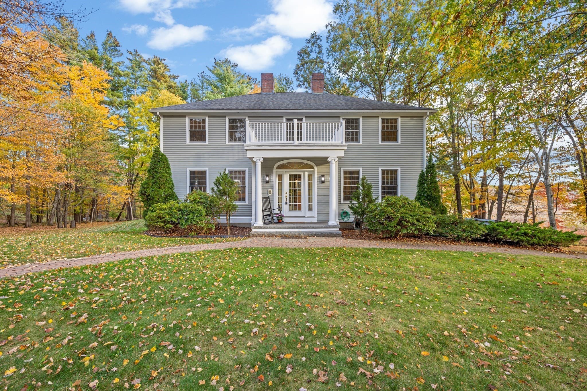 60 Cambridge Rd, Hampstead NH 03841
