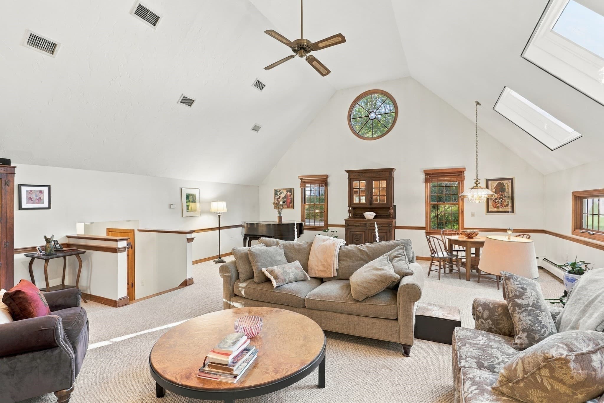 Single Family Residence at 185 Kettle Hole Rd, Bolton MA 01740, photo 7 of 40