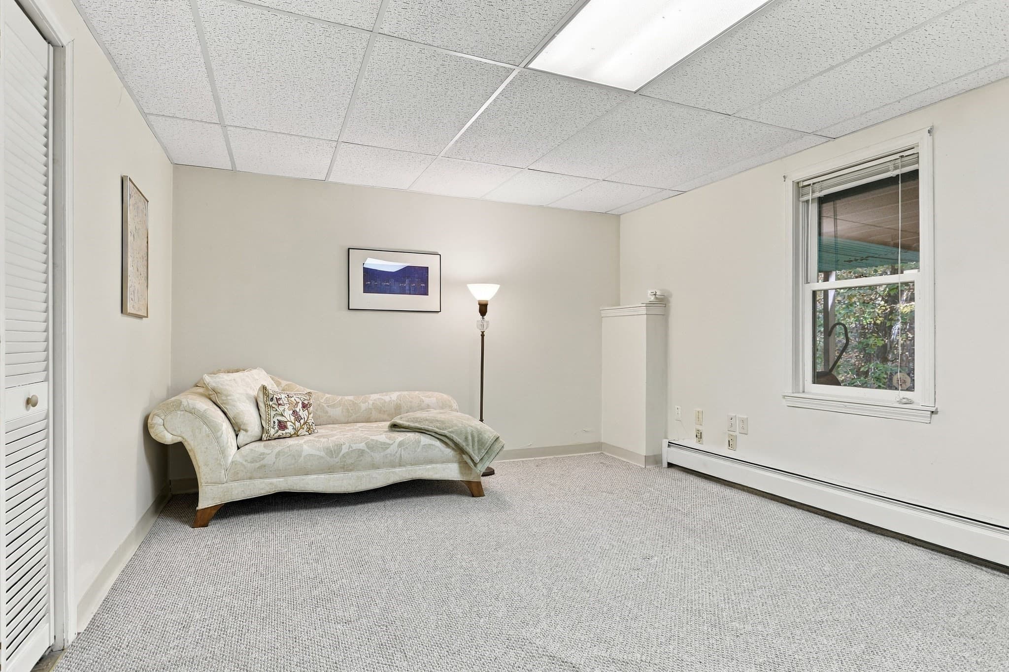 Single Family Residence at 185 Kettle Hole Rd, Bolton MA 01740, photo 34 of 40