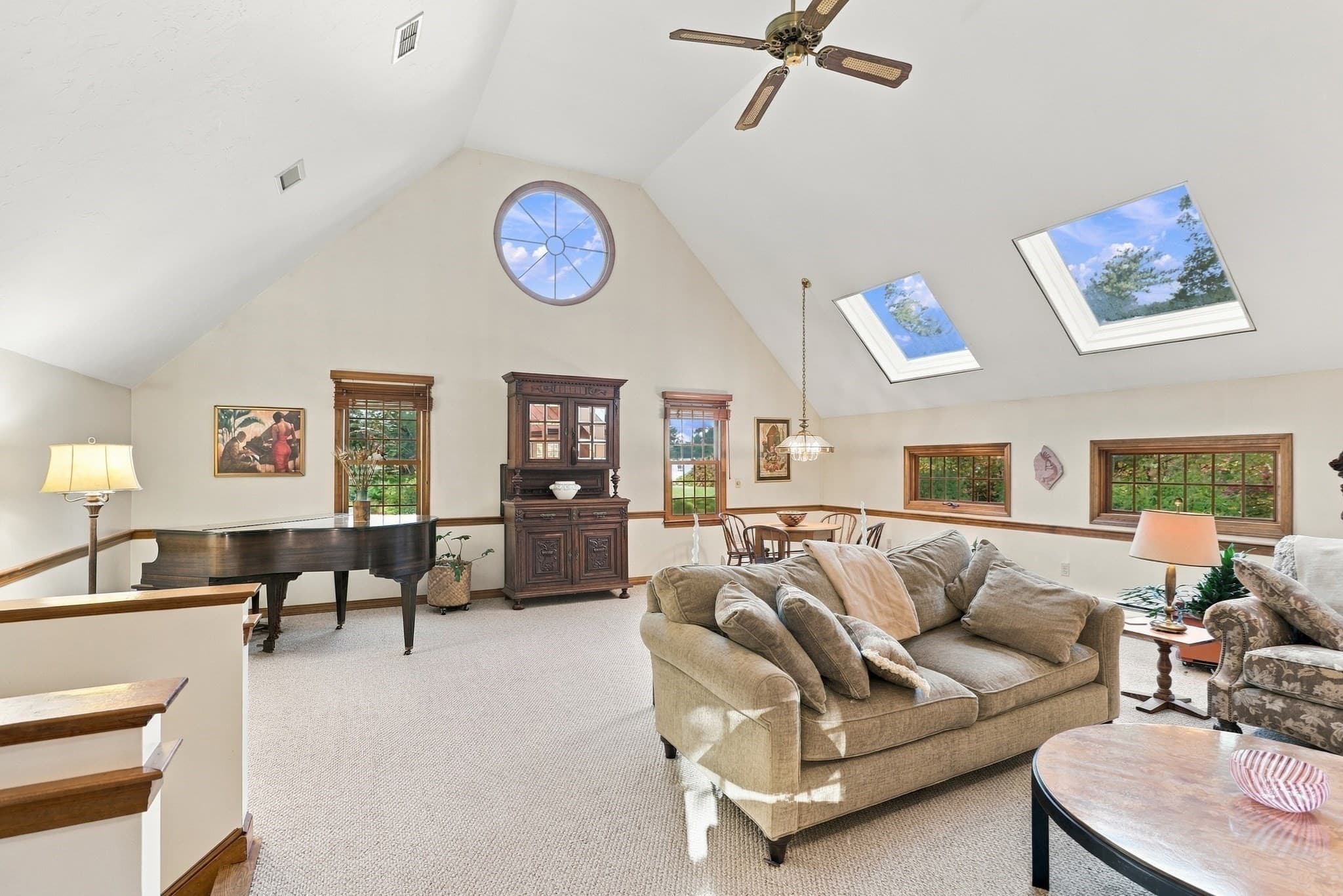 Single Family Residence at 185 Kettle Hole Rd, Bolton MA 01740, photo 4 of 40