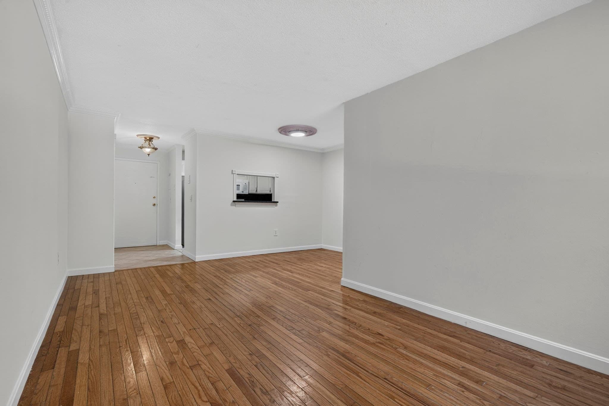 Condominium at 17 Weld St # 11, Framingham MA 01702, photo 7 of 32