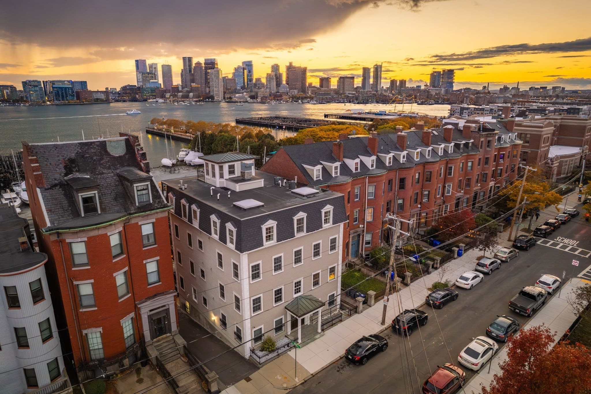 195 Webster St # 4, Boston MA 02128