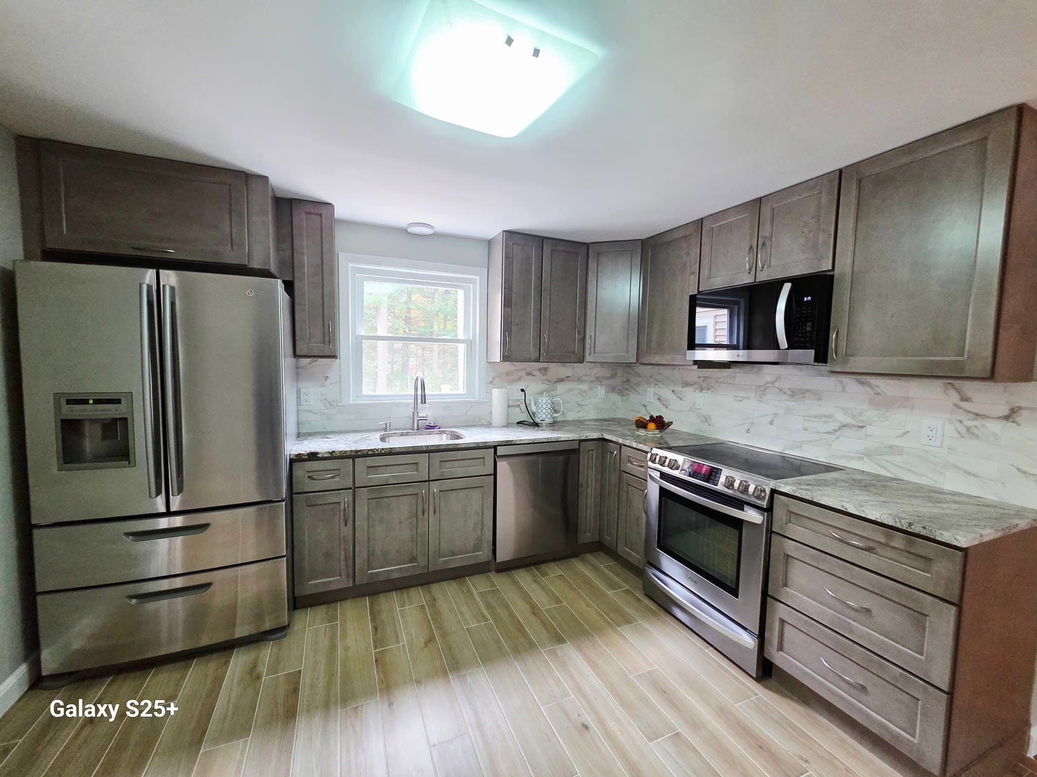 Single Family Residence at 25 Neal St, Walpole MA 02081, photo 5 of 16