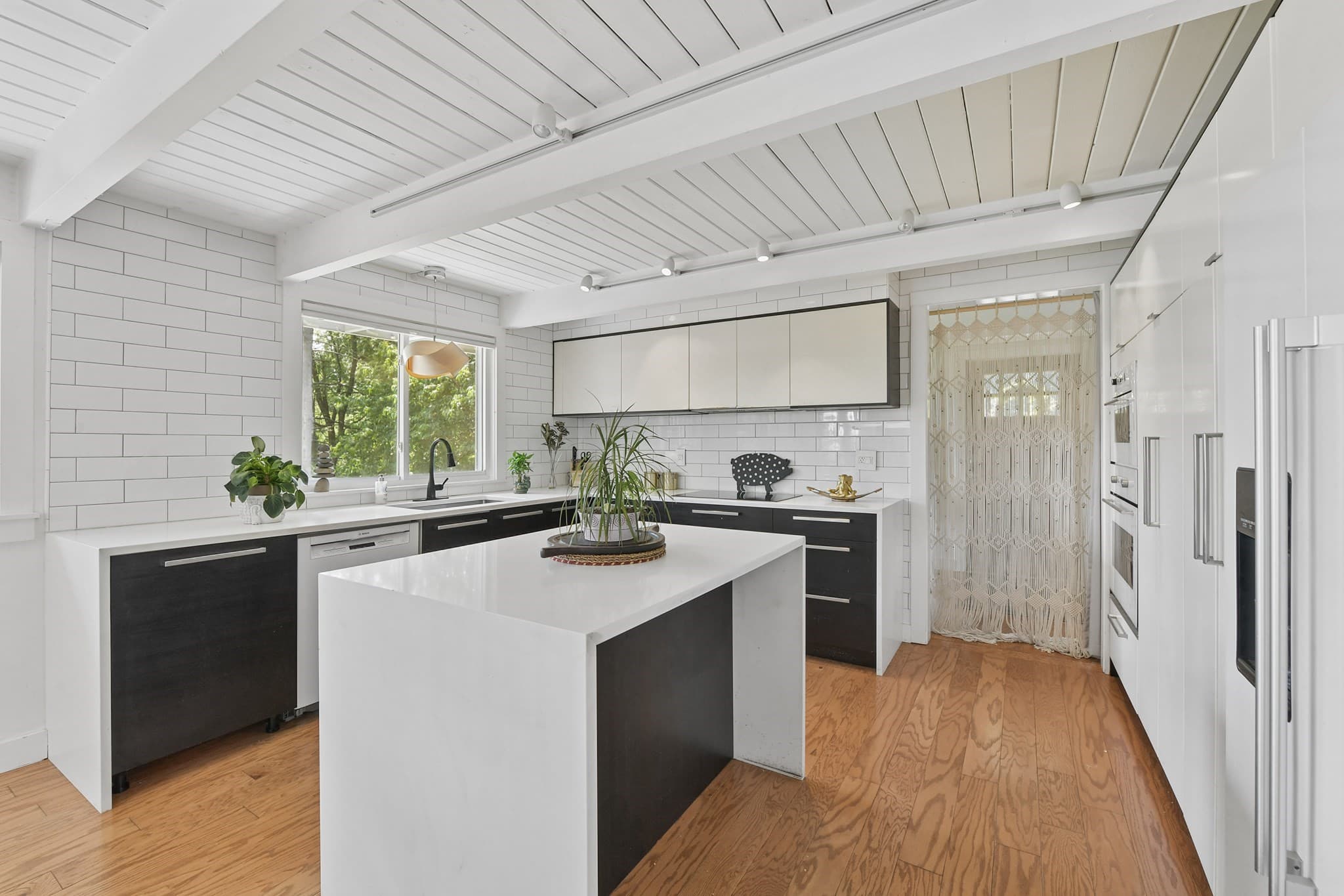 Single Family Residence at 195 Willow Ave, Haverhill MA 01835, photo 16 of 38