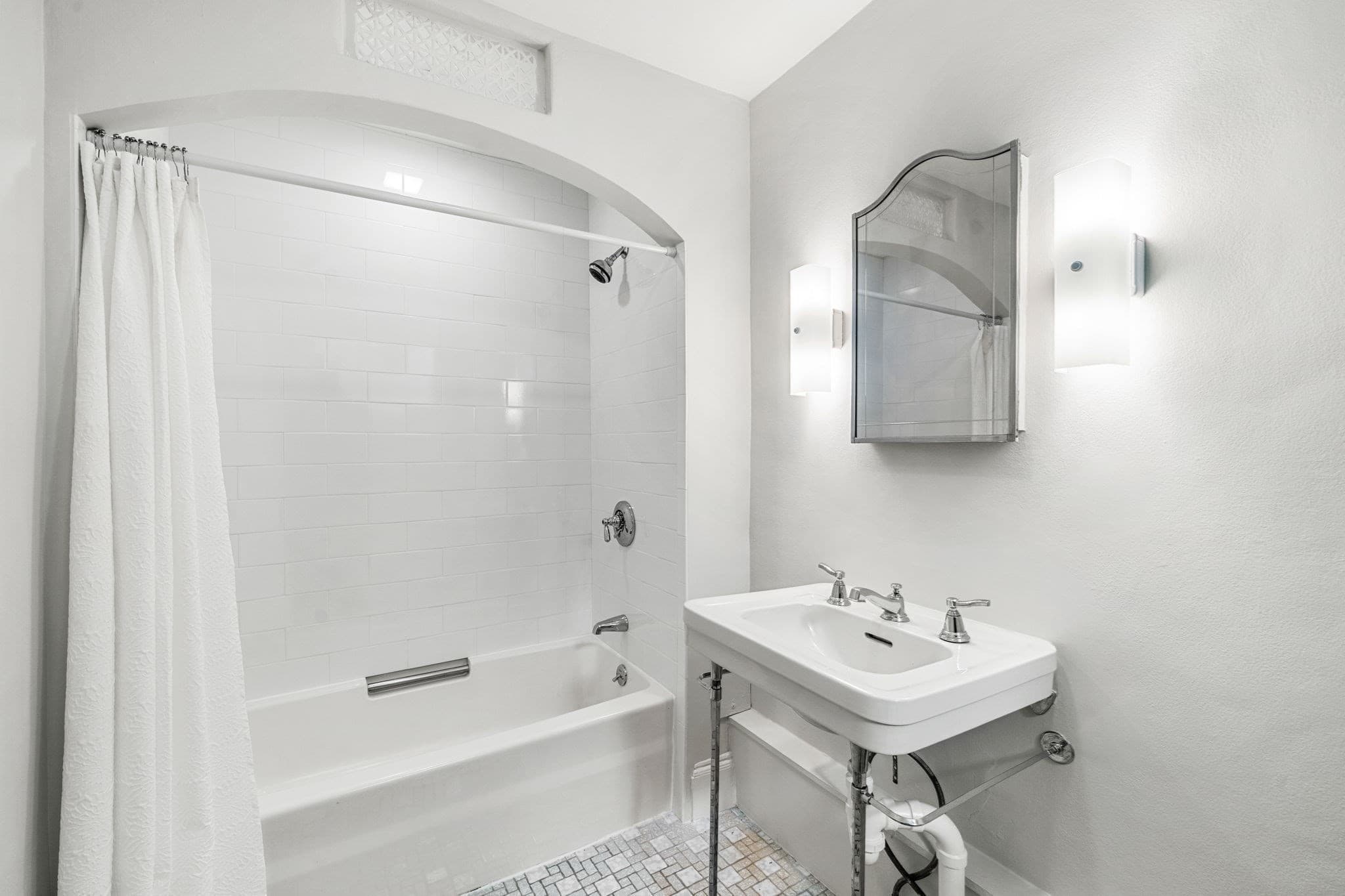 Condominium at 38 Elm St # 4, Worcester MA 01609, photo 12 of 41