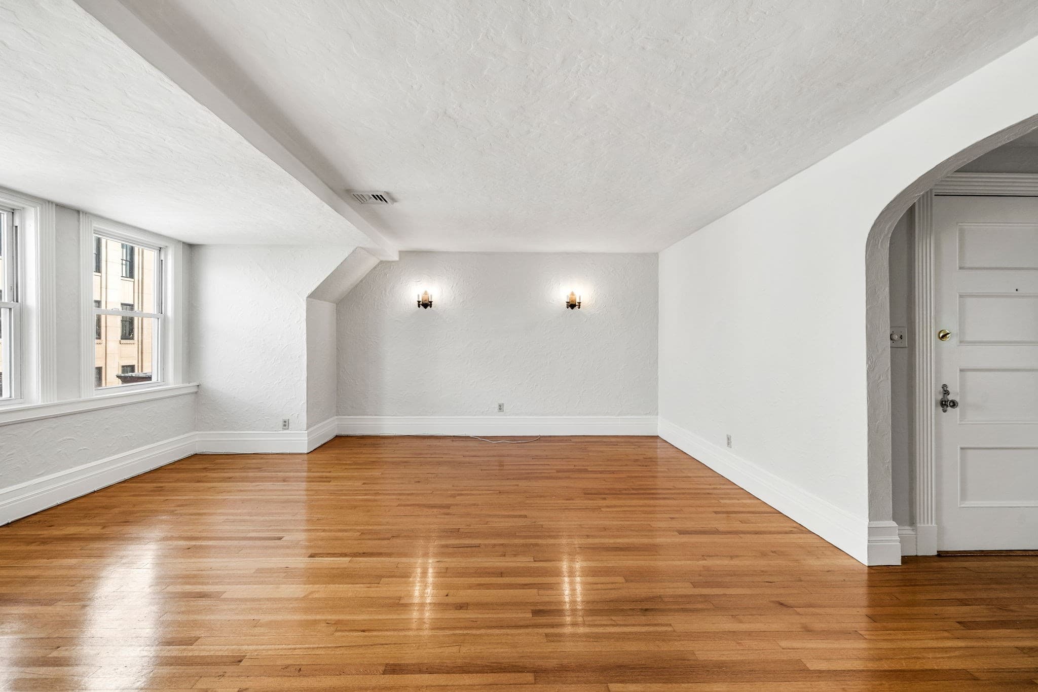 Condominium at 38 Elm St # 4, Worcester MA 01609, photo 24 of 41